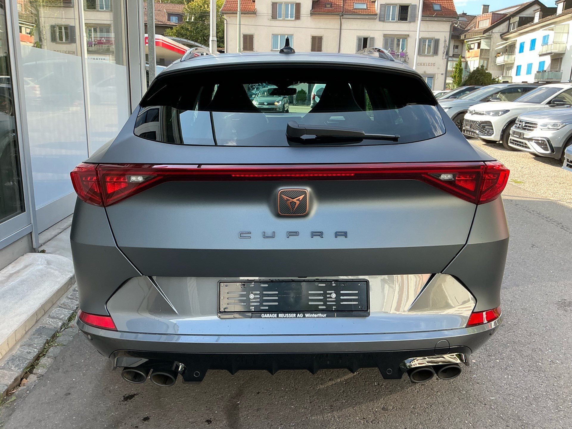 CUPRA Formentor VZ 4Drive *** TECH GREY MATT & TOP AUSSTATTUNG ***-image-4