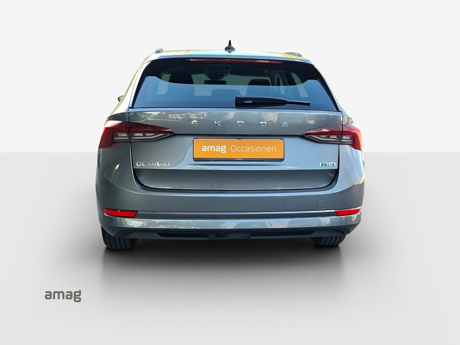 SKODA Octavia Combi 1.5 TSI mHEV DSG Style-showroom-element-3