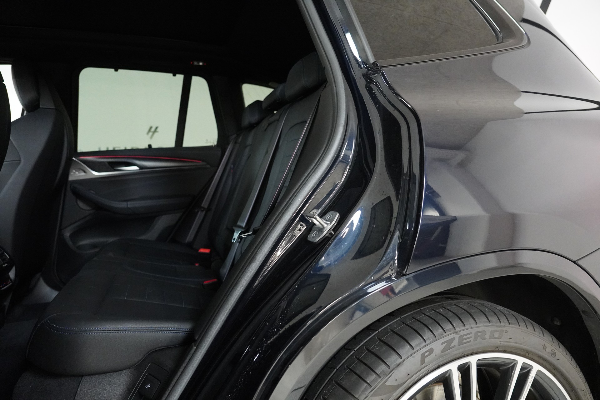 BMW X3 M40i Travel-image-12