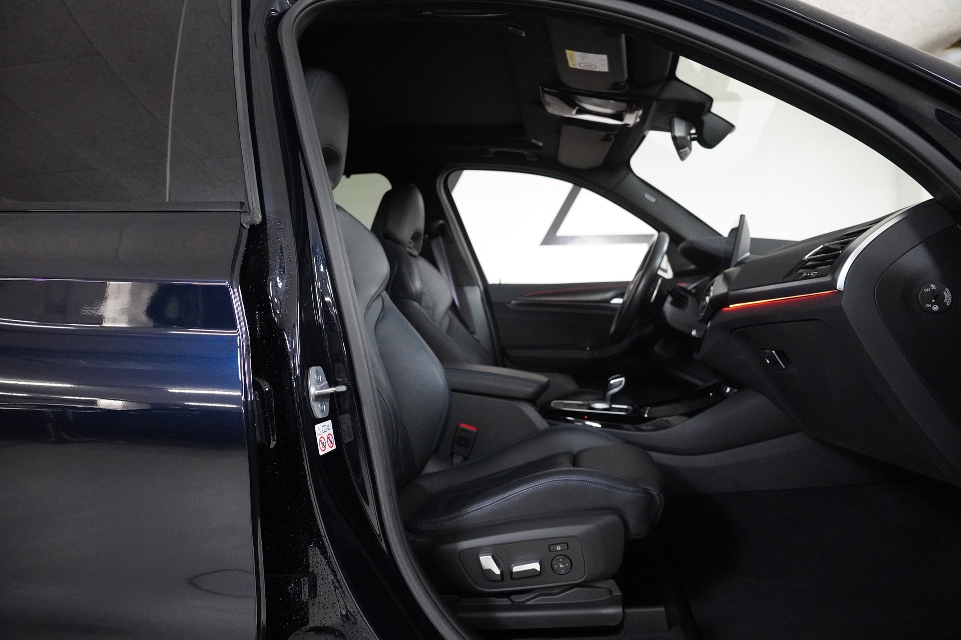 BMW X3 M40i Travel-image-13
