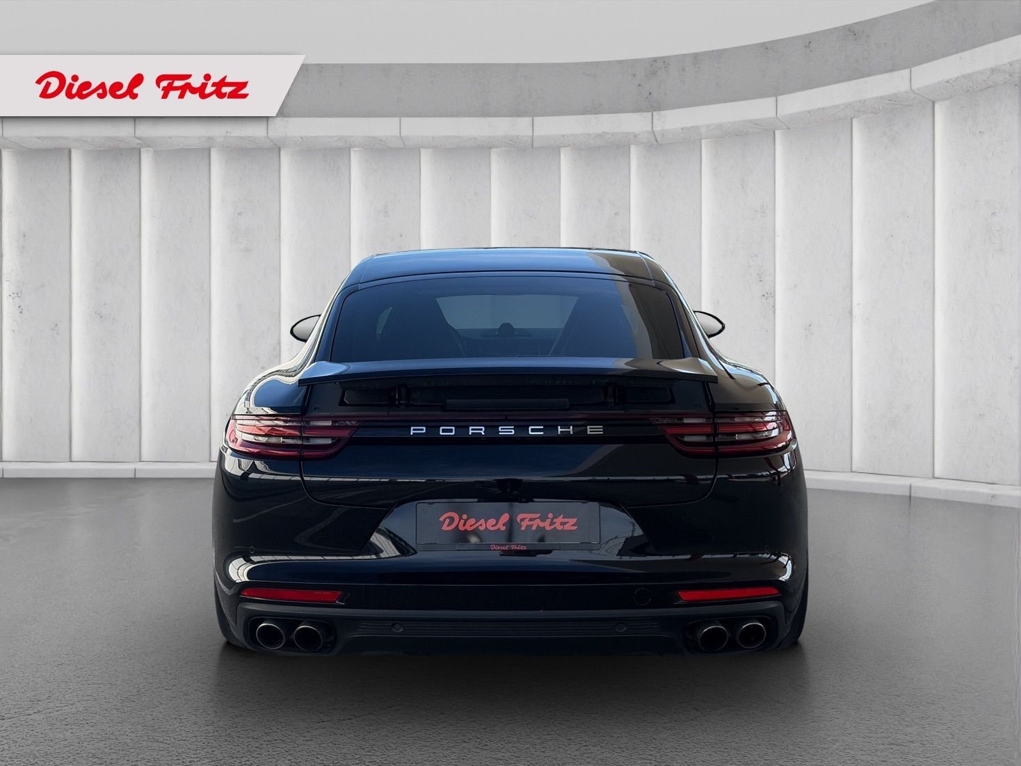 PORSCHE Panamera 4S Diesel PDK-showroom-element-3