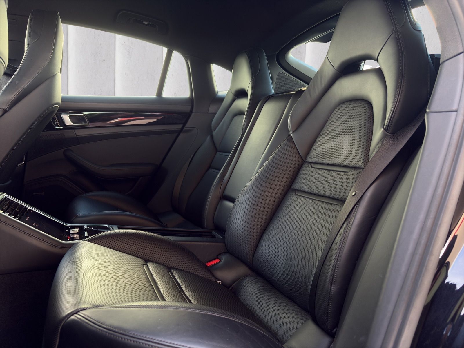 PORSCHE Panamera 4S Diesel PDK-image-16