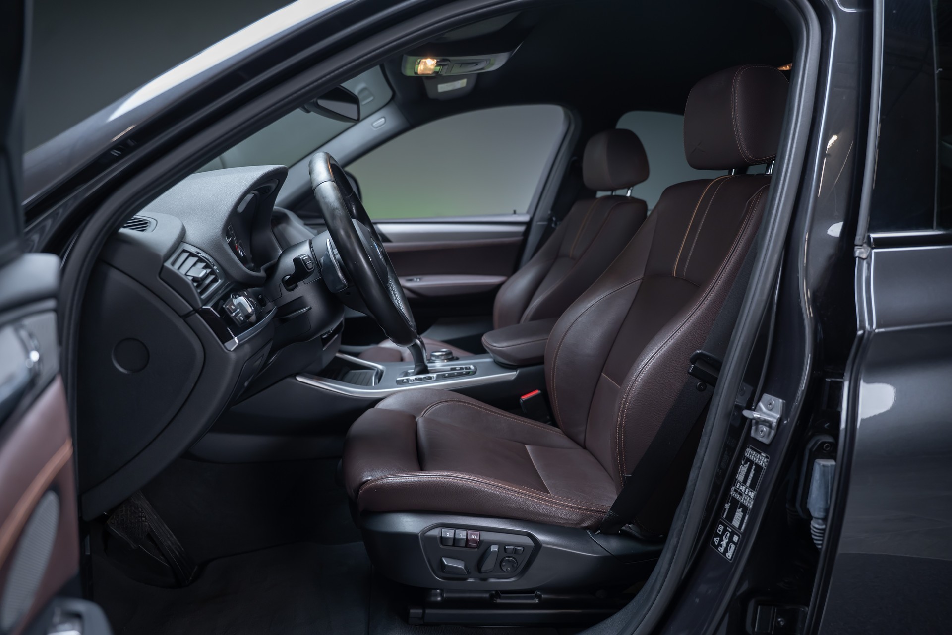 BMW X4 M40i / CH-Fahrzeug / Harman/Kardon / Rückfahrkamera-image-9