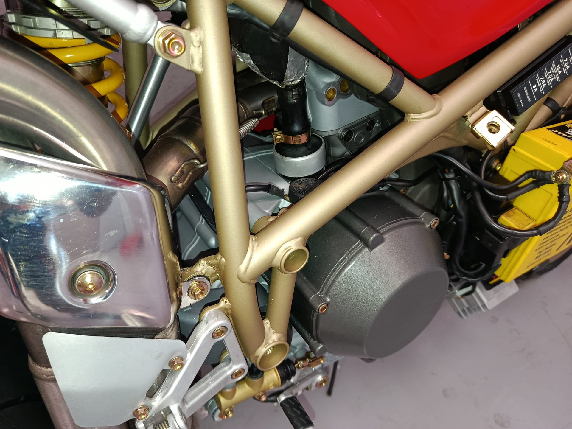 DUCATI 916 strada monoposto 1994-image-4
