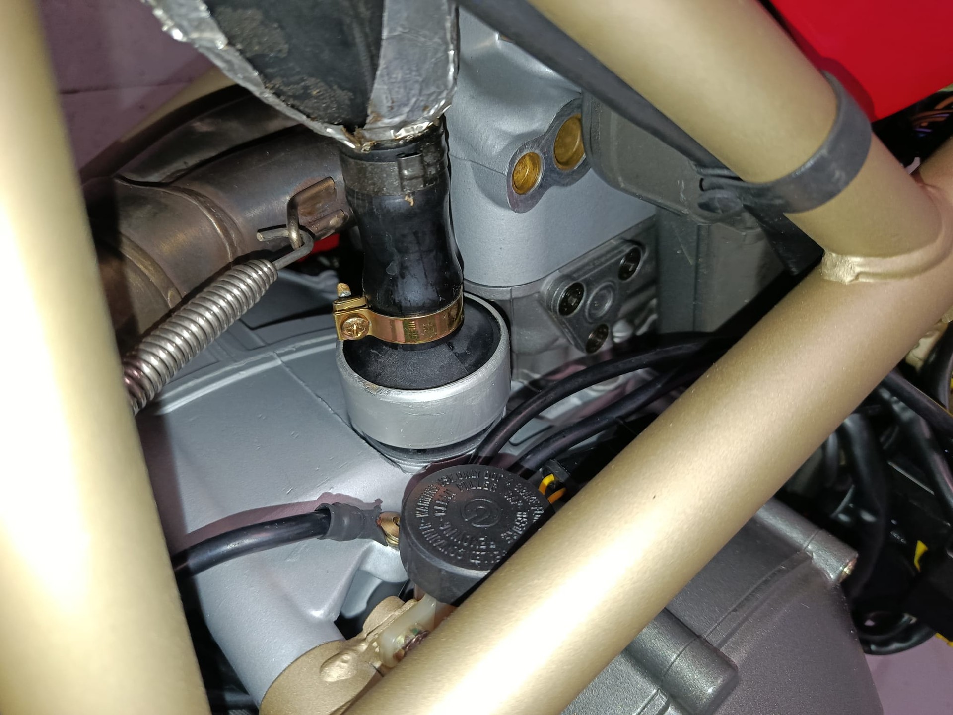 DUCATI 916 strada monoposto 1994-image-3