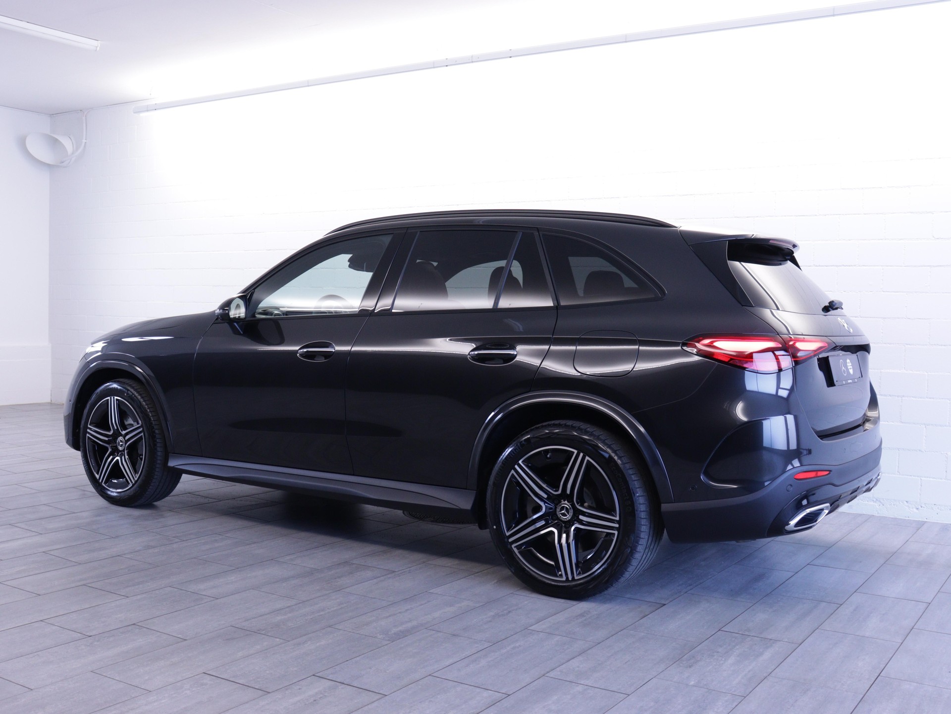 MERCEDES-BENZ GLC-Klasse GLC 400 e EQ Star AMG Line 4matic-showroom-element-2