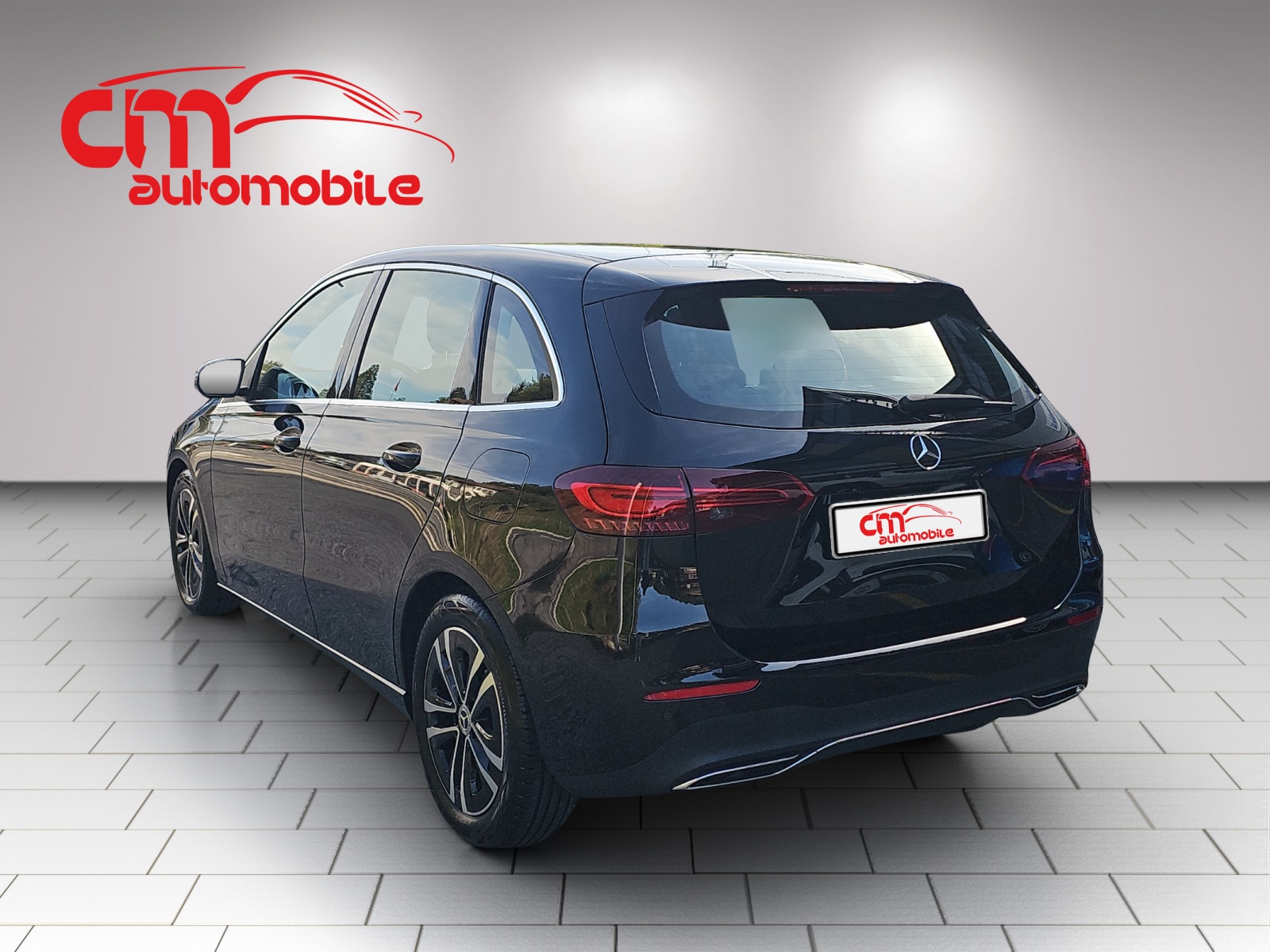 MERCEDES-BENZ B 250 4Matic 8G-DCT-showroom-element-1