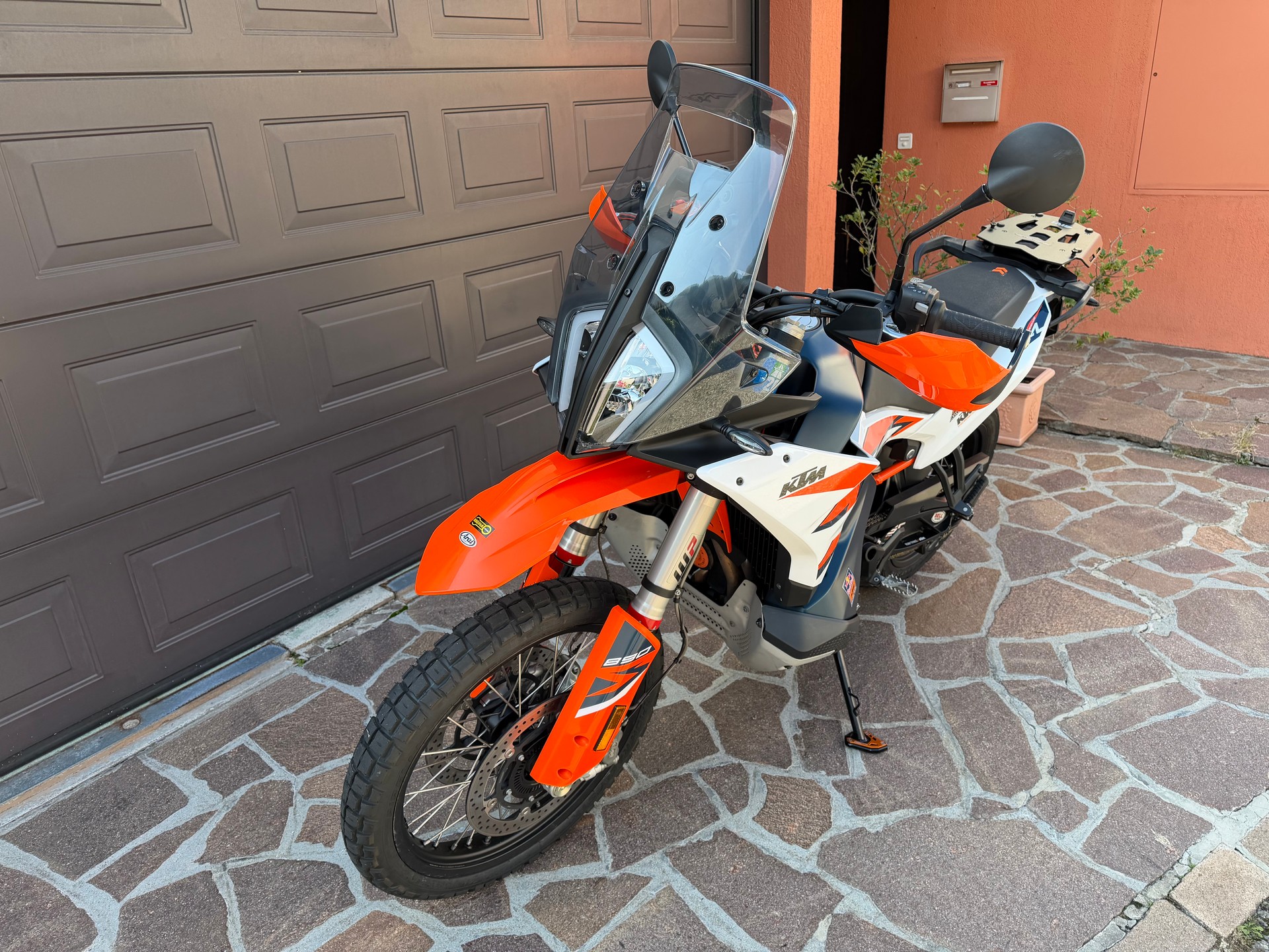 KTM 890 Adventure R-image-2