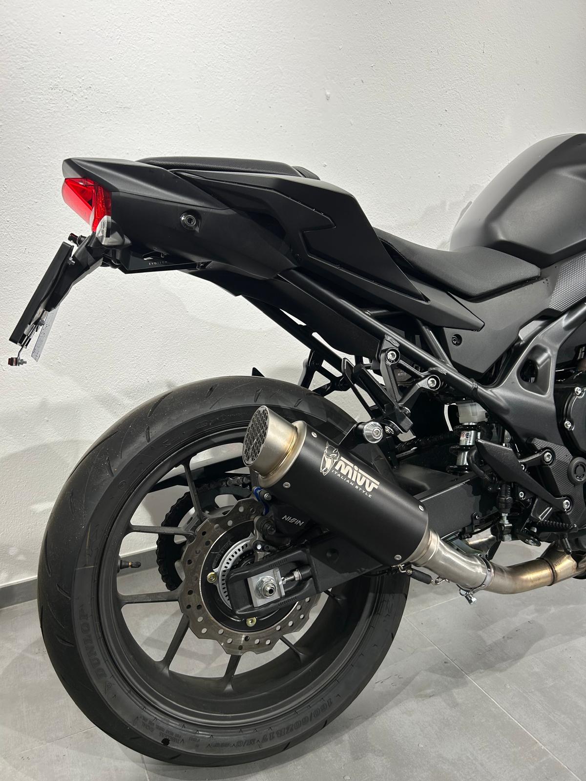 HONDA CB 750 Hornet (Black Edition)-image-2