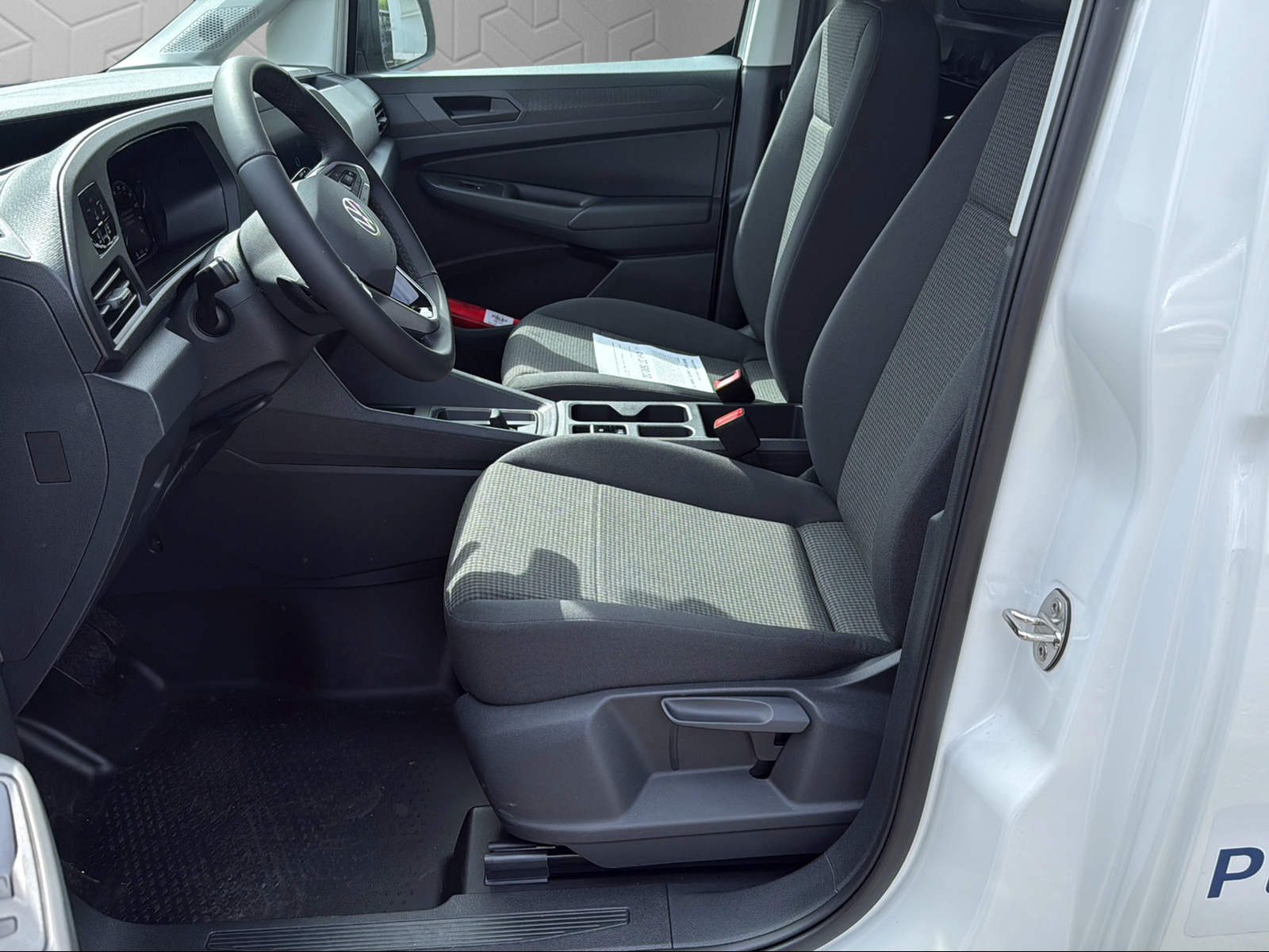 VW Caddy Cargo 1.5 TSI Plug in Hybrid DSG-image-6