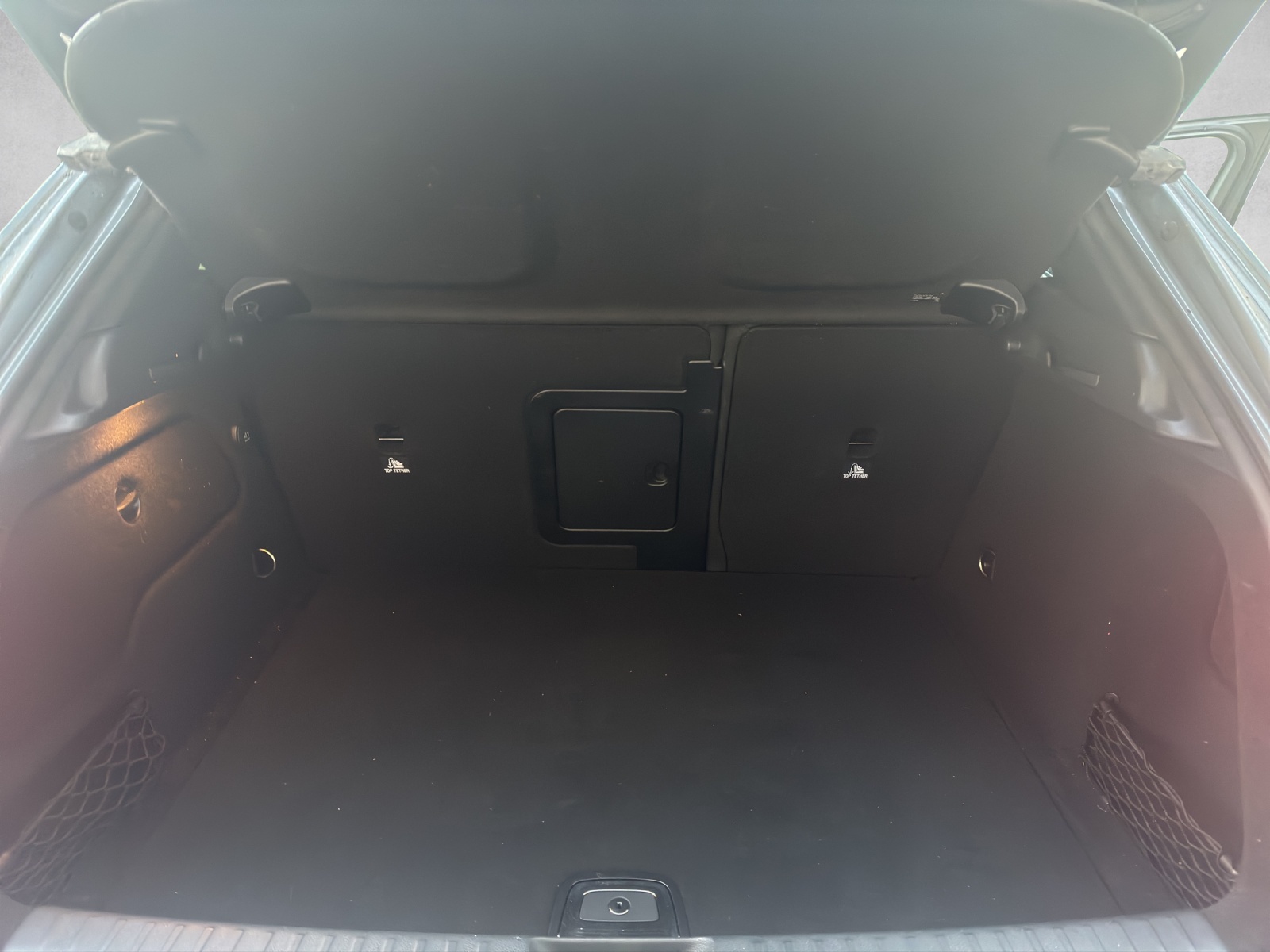 MERCEDES-BENZ GLA 200 d Swiss Star Edition Urban 4Matic 7G-DCT-image-13