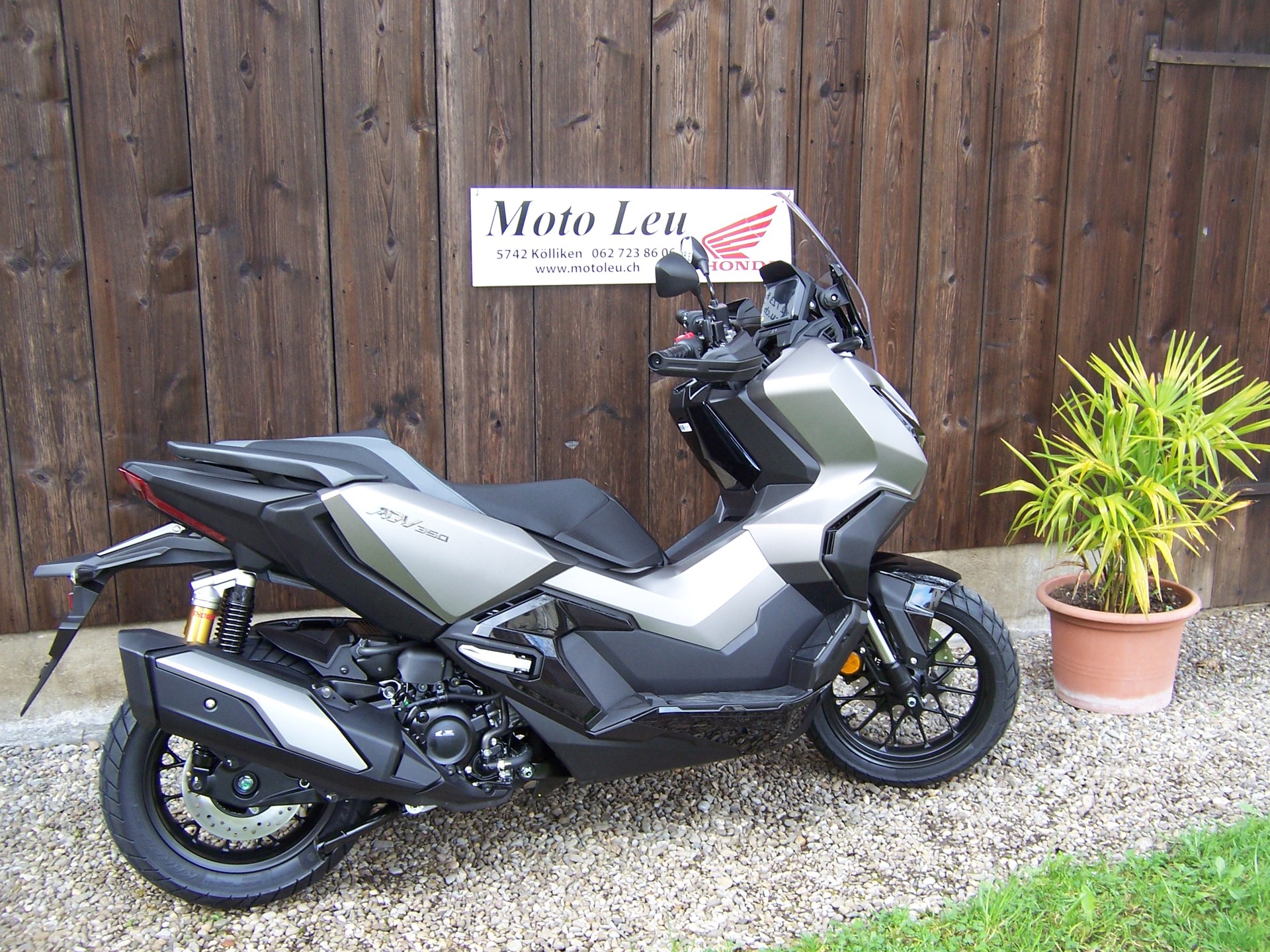 HONDA ADV 350-image-2