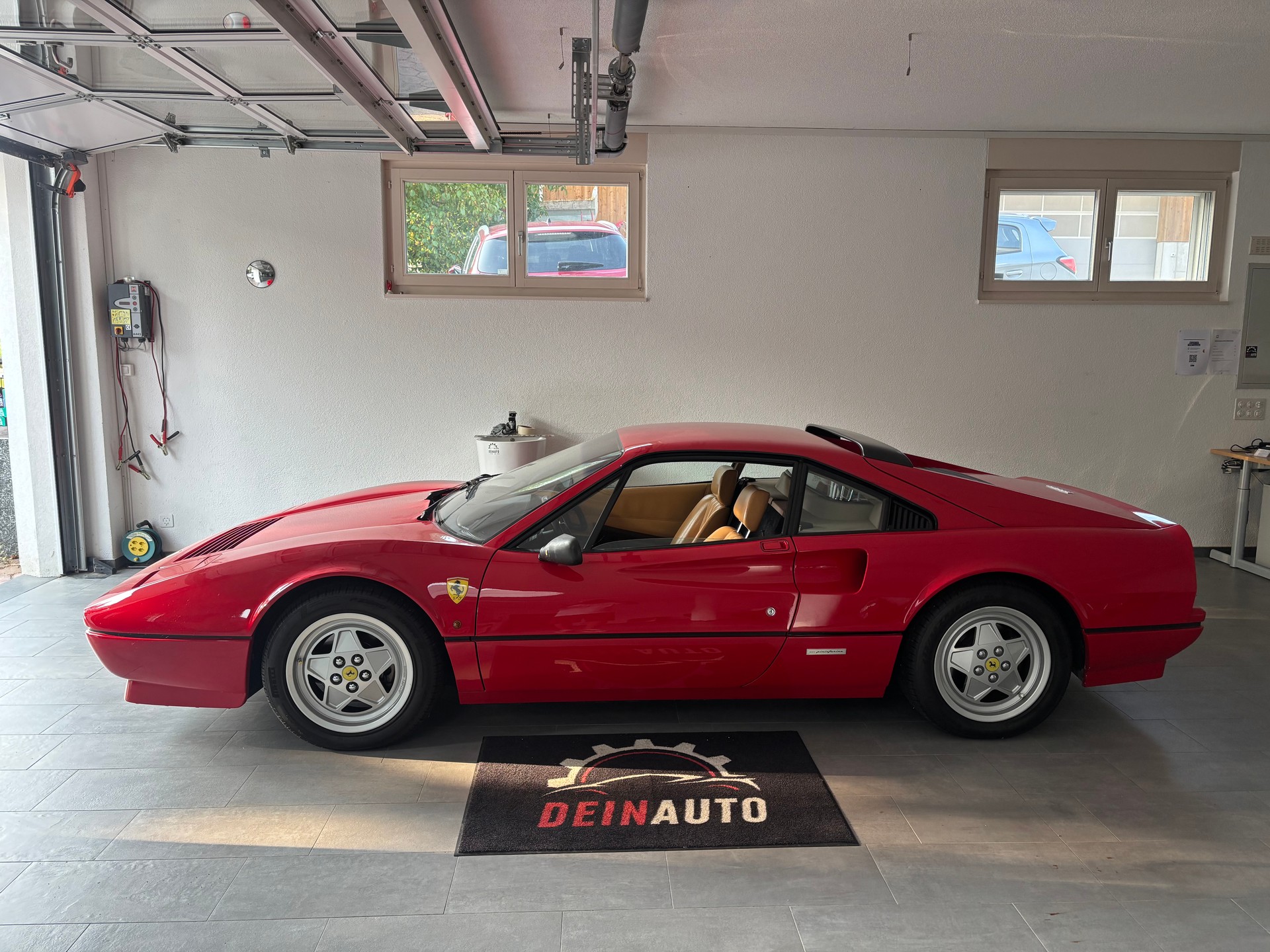 FERRARI 328 GTB-image-1