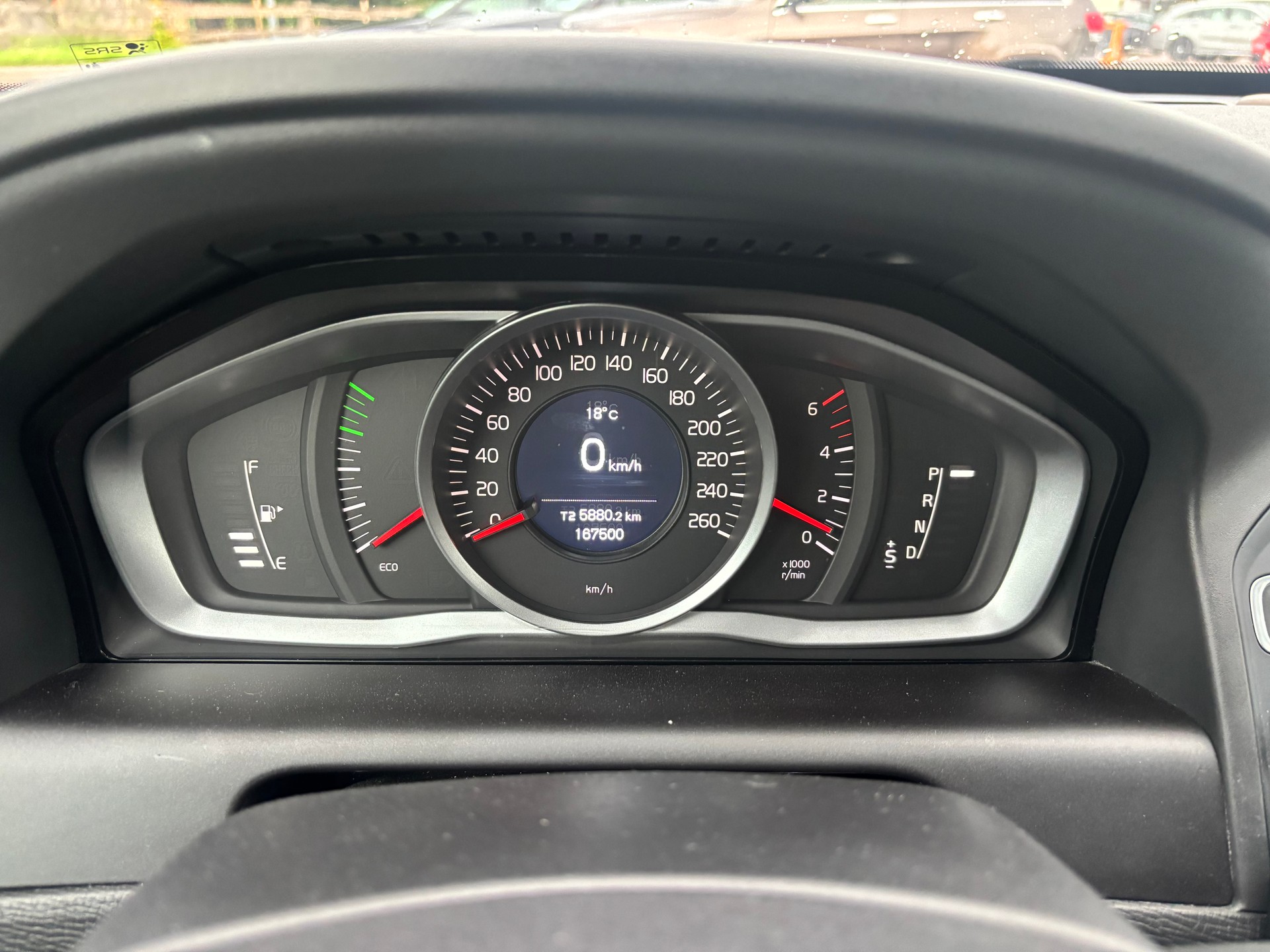 VOLVO XC60 D5 AWD Momentum Geartronic-image-13