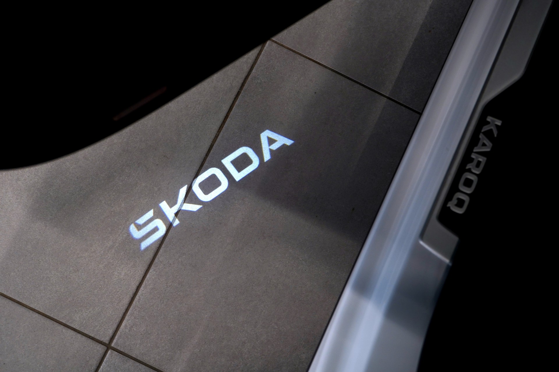 SKODA Karoq 1.5 TSI SportLine DSG-image-11