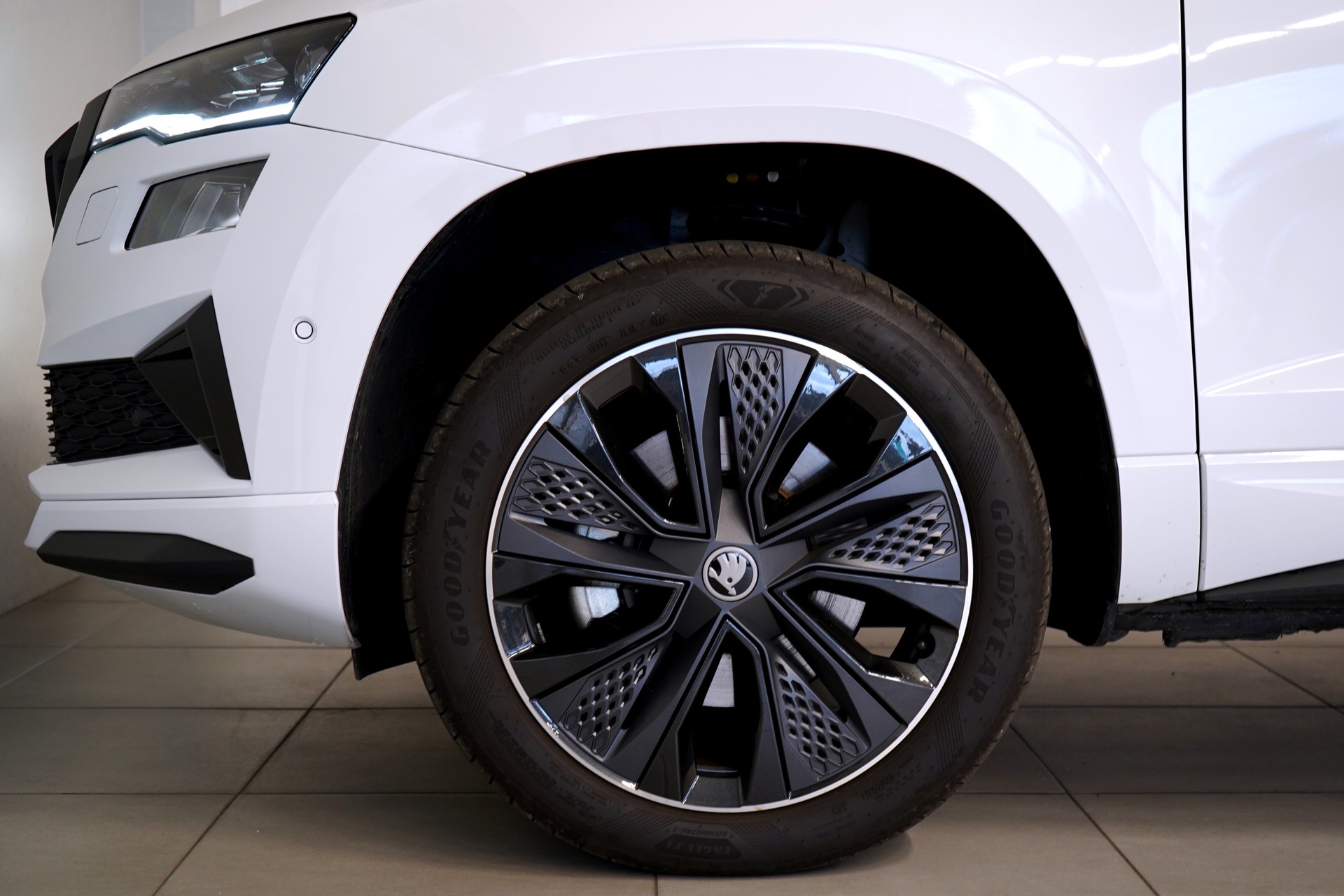 SKODA Karoq 1.5 TSI SportLine DSG-image-10