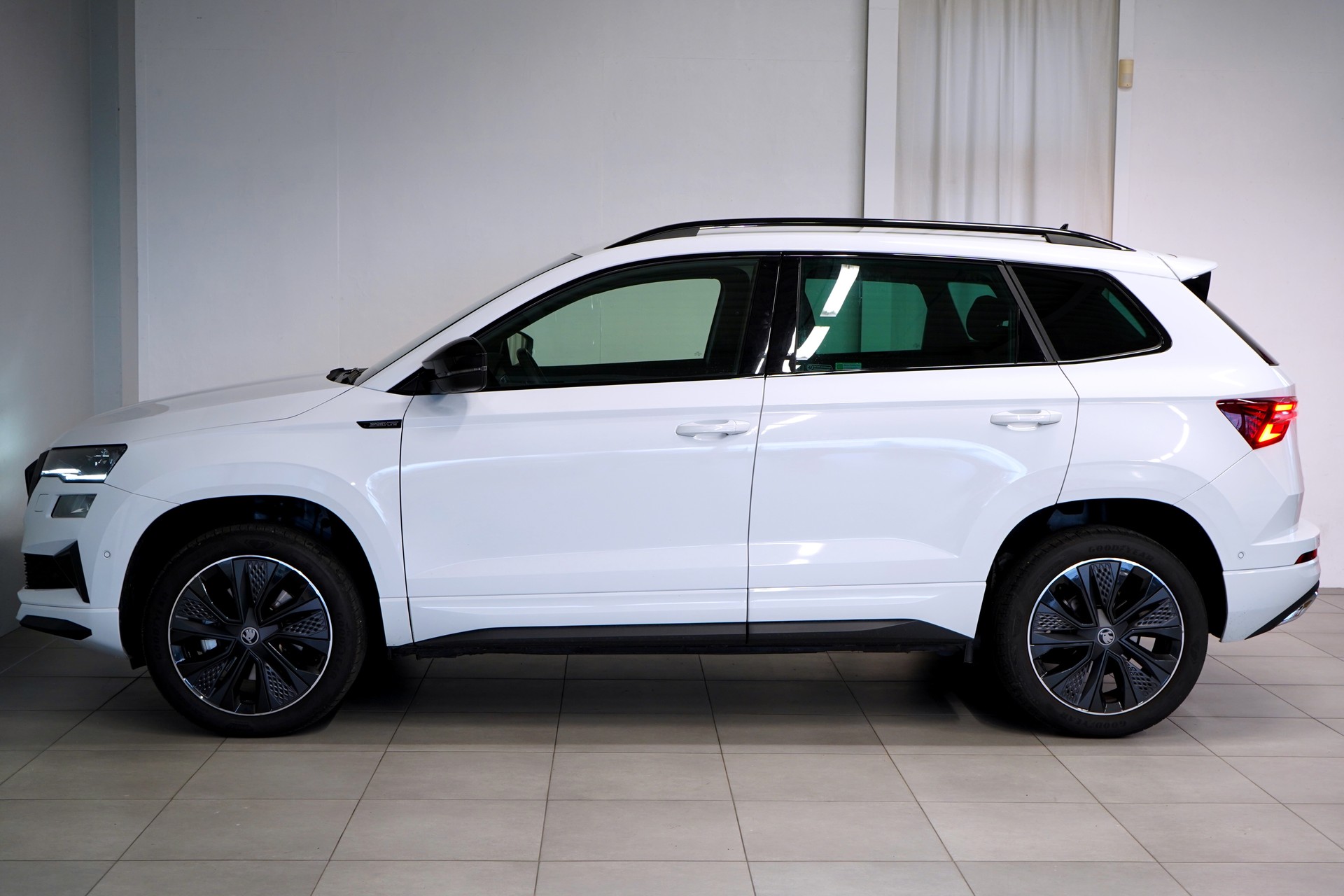 SKODA Karoq 1.5 TSI SportLine DSG-image-7