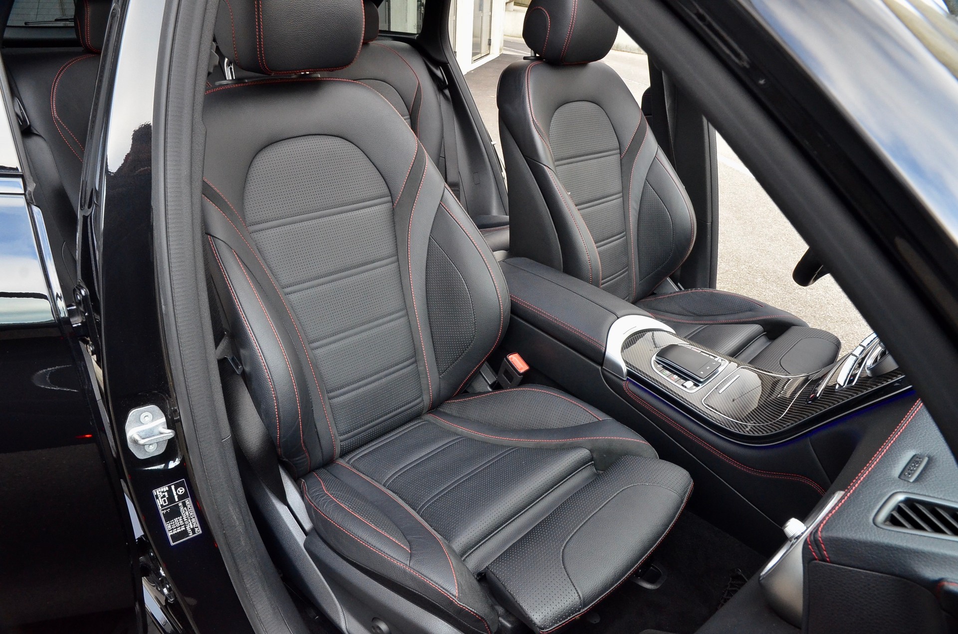 MERCEDES-BENZ GLC 43 AMG 4Matic 9G-Tronic-showroom-element-3