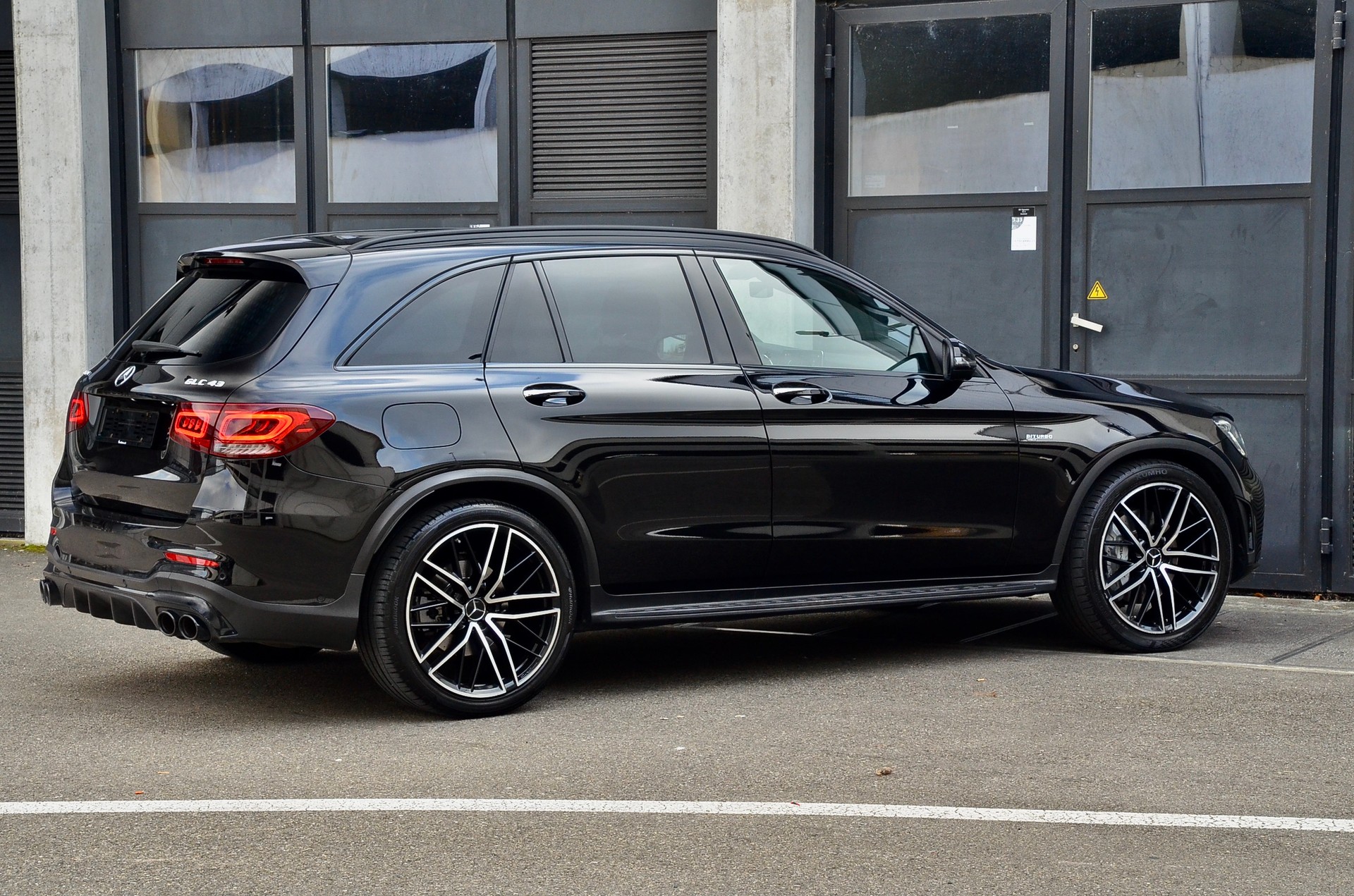 MERCEDES-BENZ GLC 43 AMG 4Matic 9G-Tronic-image-9