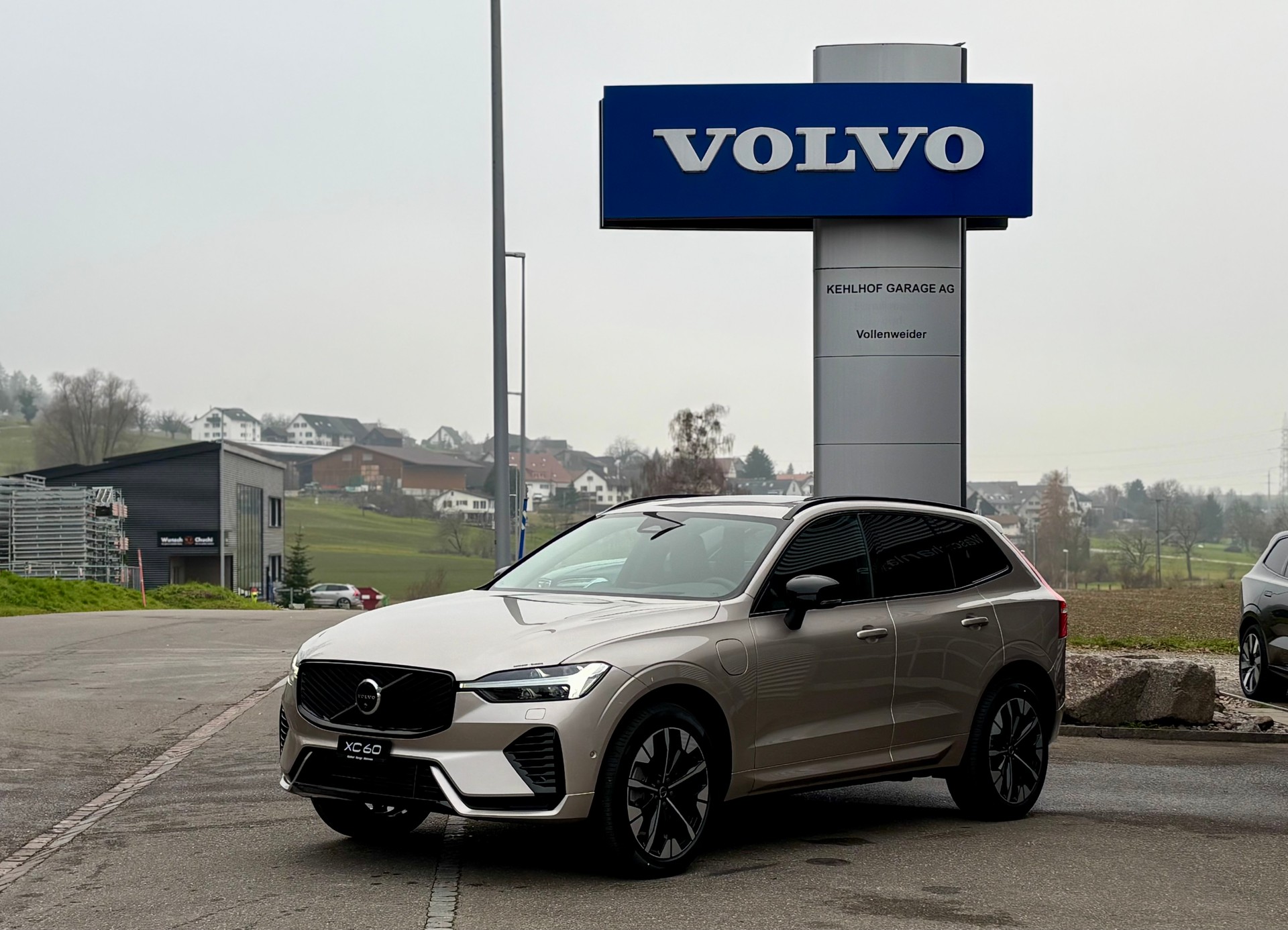 VOLVO XC60 2.0 T6 TE Ultra Dark eAWD