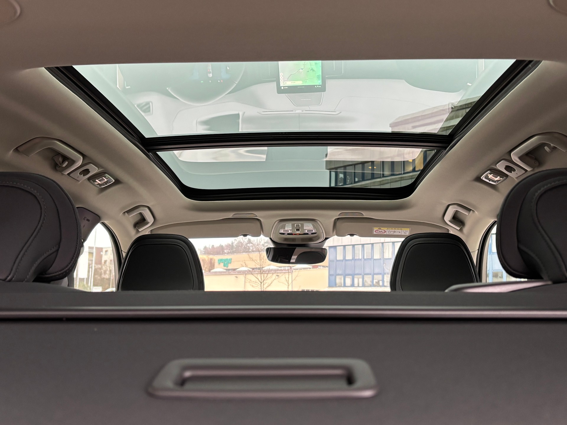 VOLVO XC60 2.0 T6 TE Ultra Dark eAWD-image-9