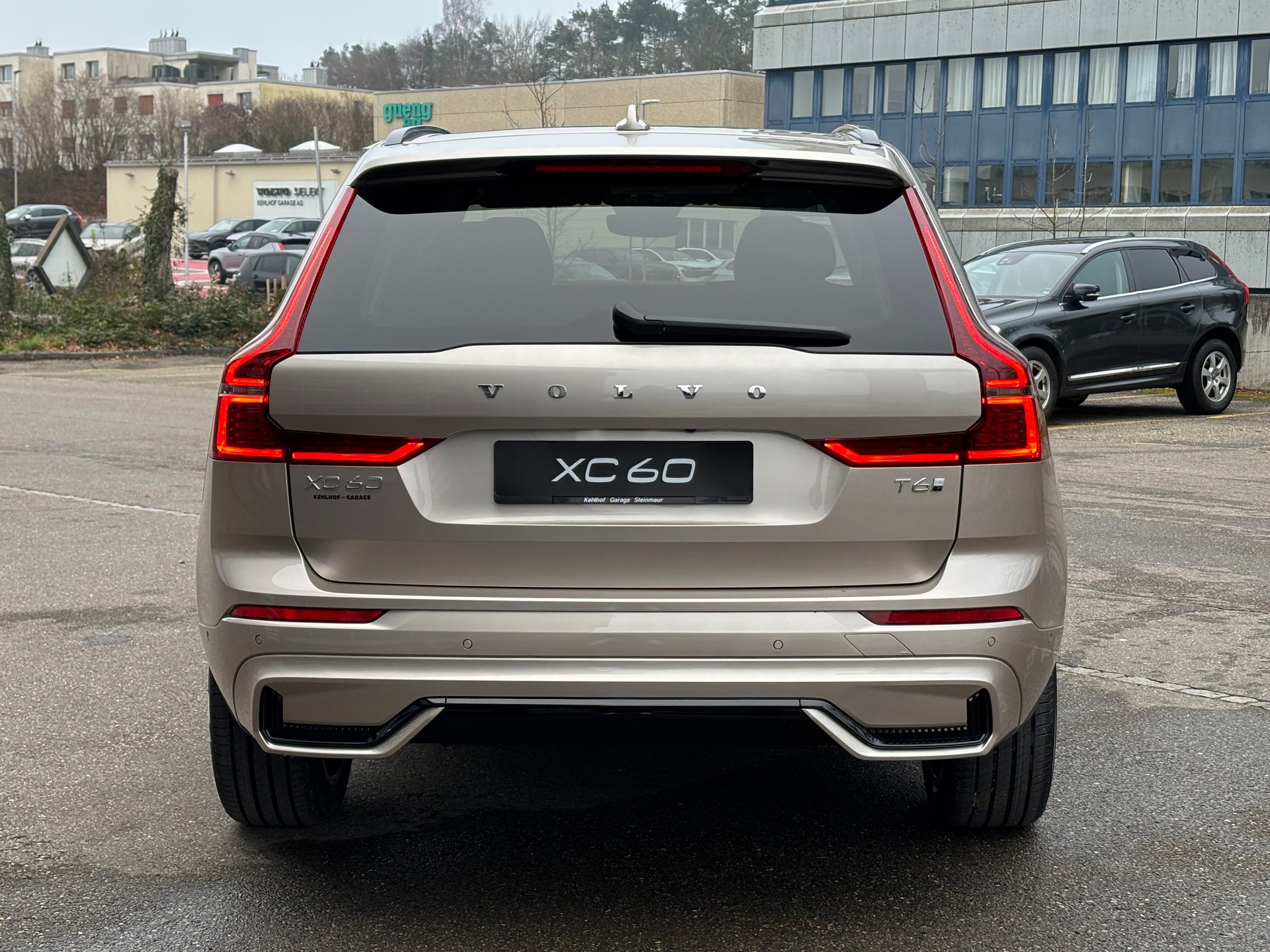 VOLVO XC60 2.0 T6 TE Ultra Dark eAWD-image-7