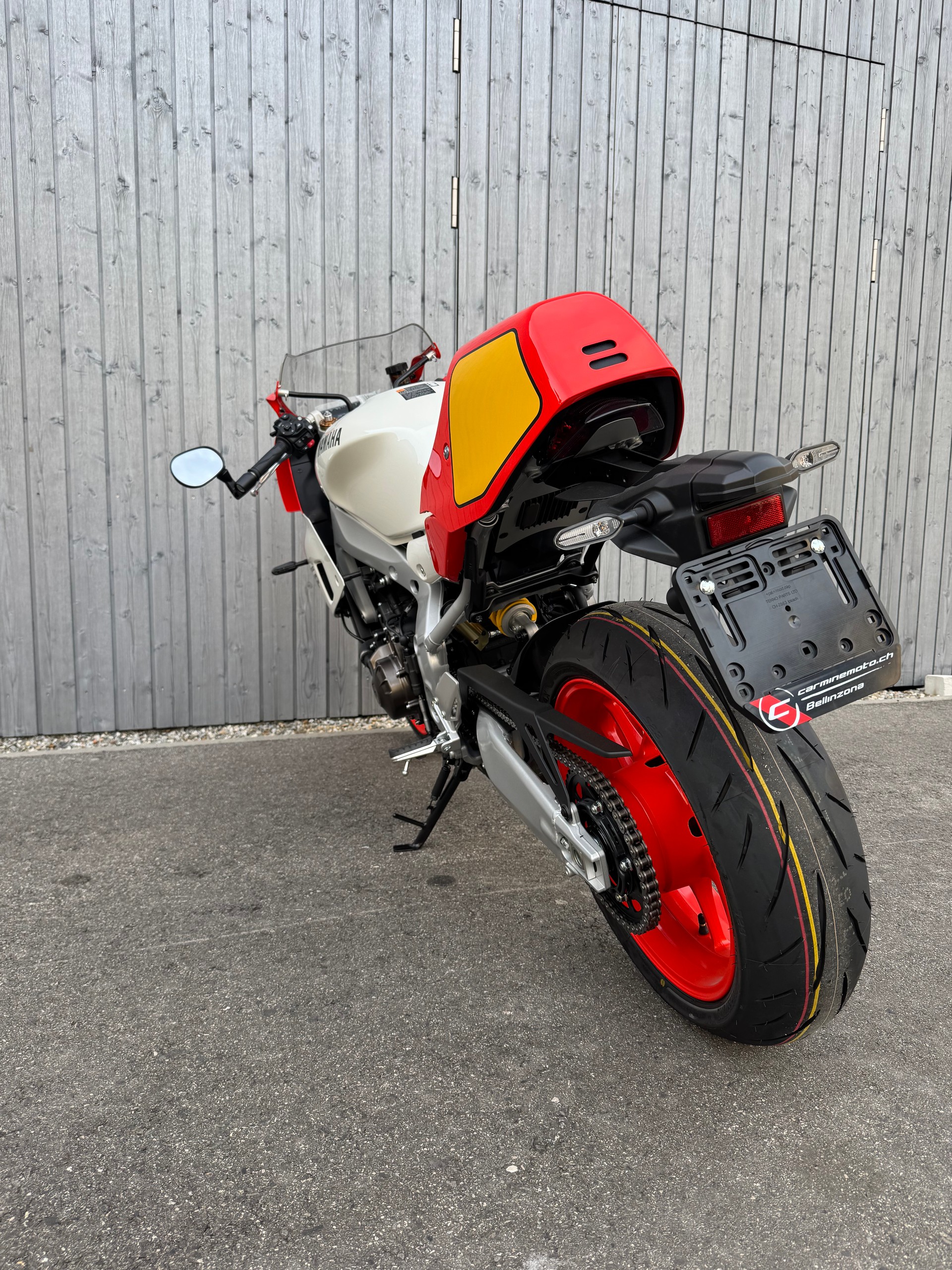 YAMAHA XSR 900 GP-image-5