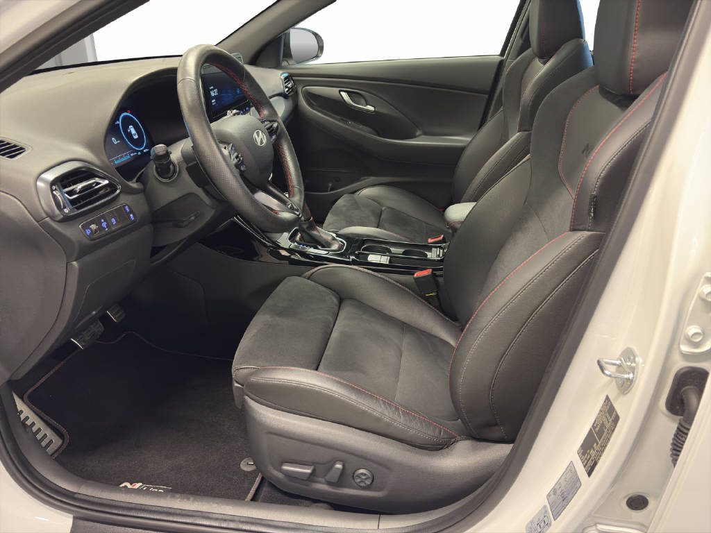 HYUNDAI i30 Wagon 1.5 T-GDi N-Line-image-3