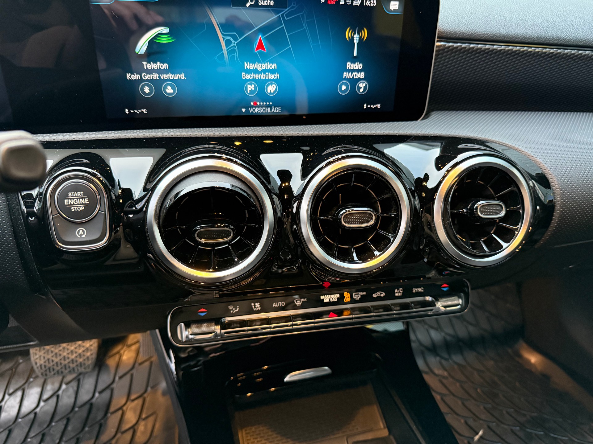 MERCEDES-BENZ A 180 Progressive-image-10