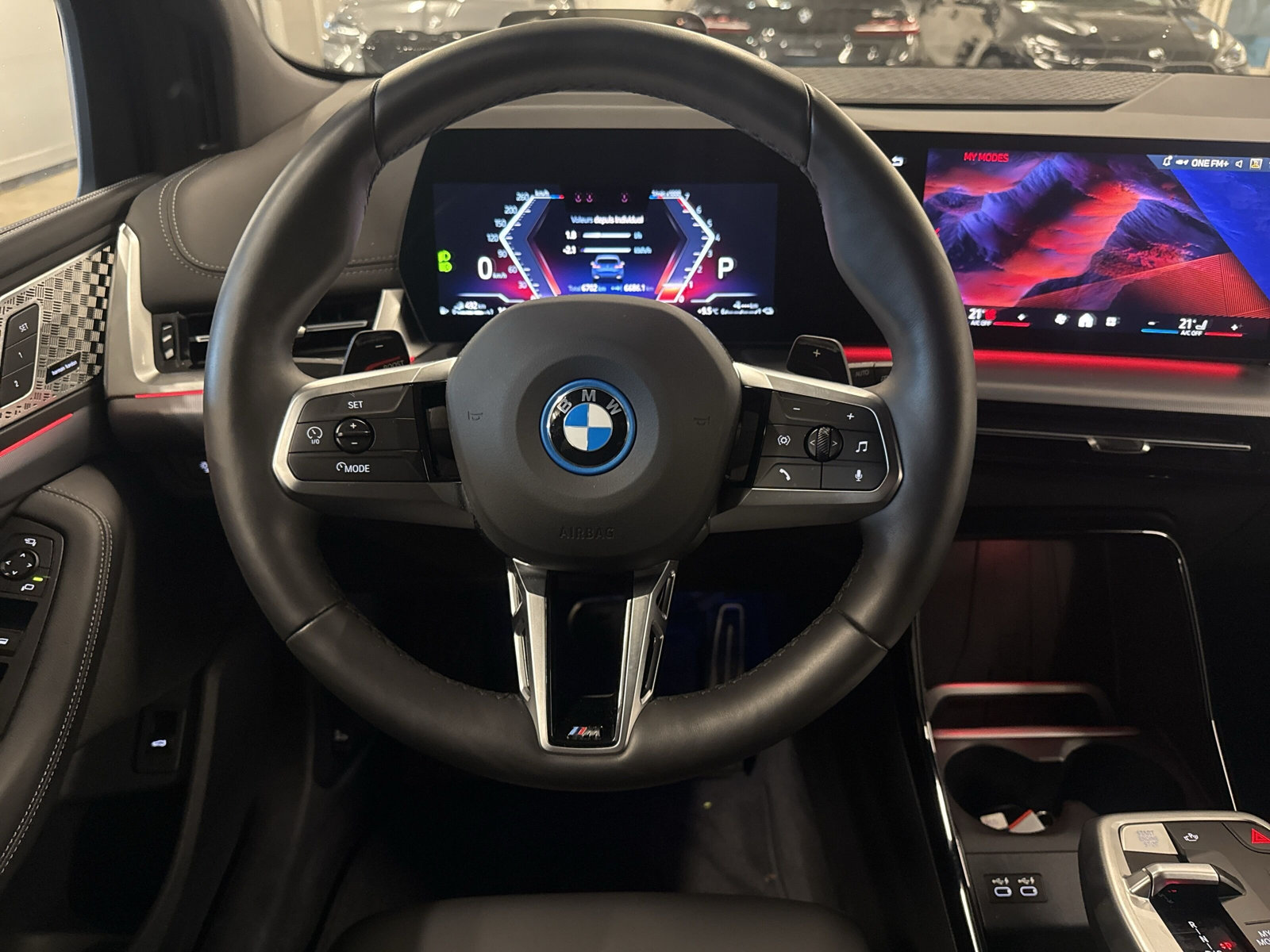 BMW 230e xDrive Active Tourer M Sport-image-11