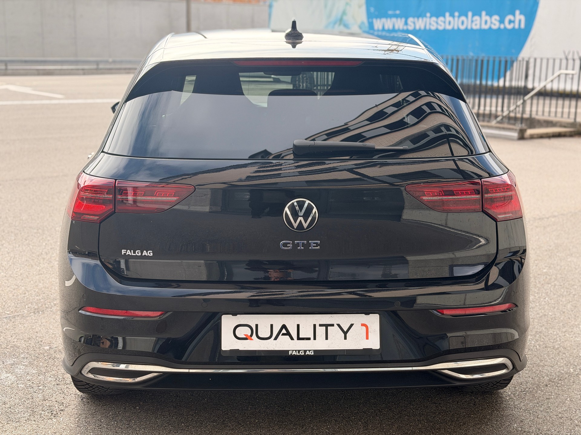 VW Golf 1.4 TSI PHEV GTE-showroom-element-3