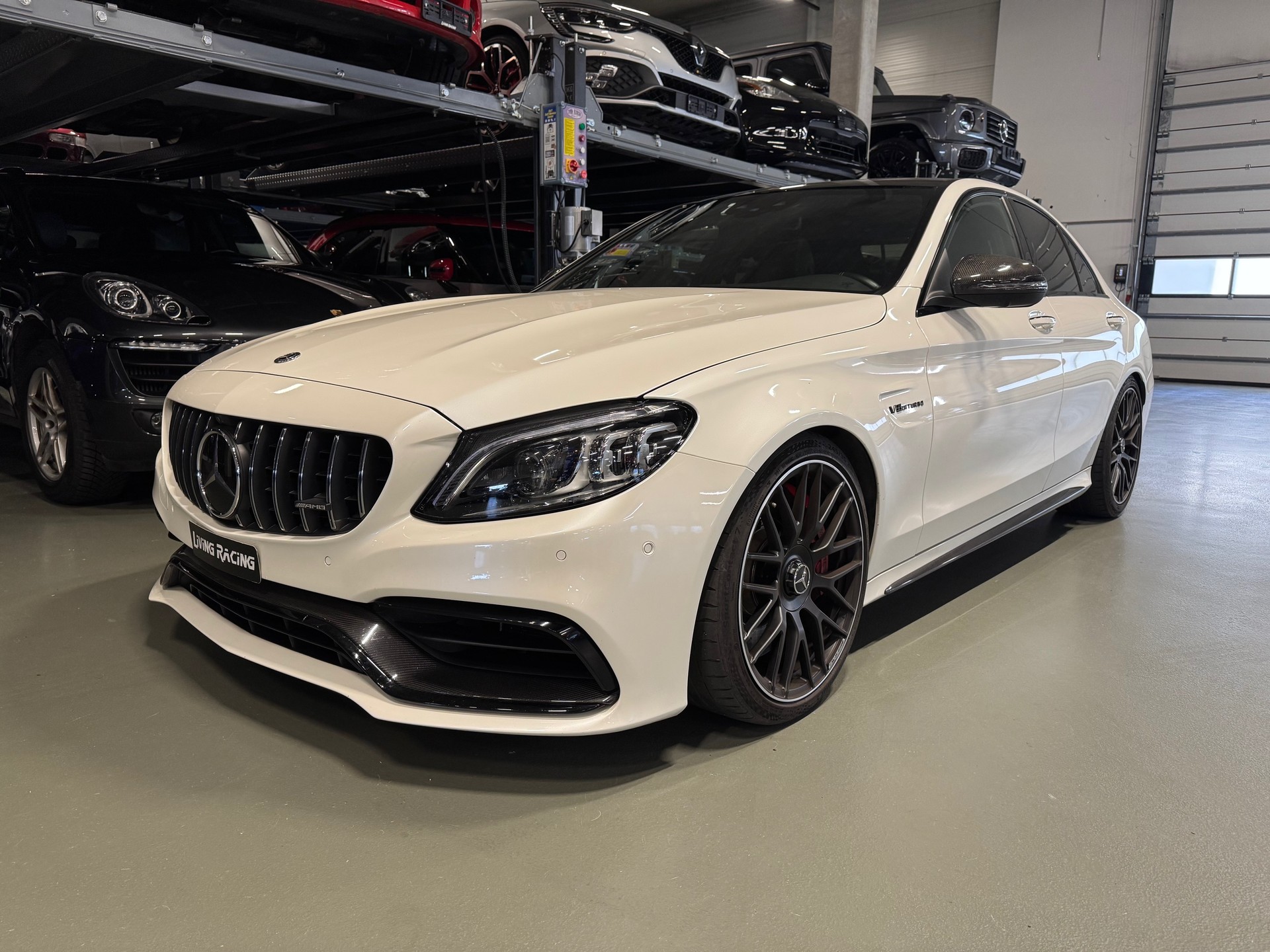 MERCEDES-BENZ C 63 S AMG Speedshift-image-1
