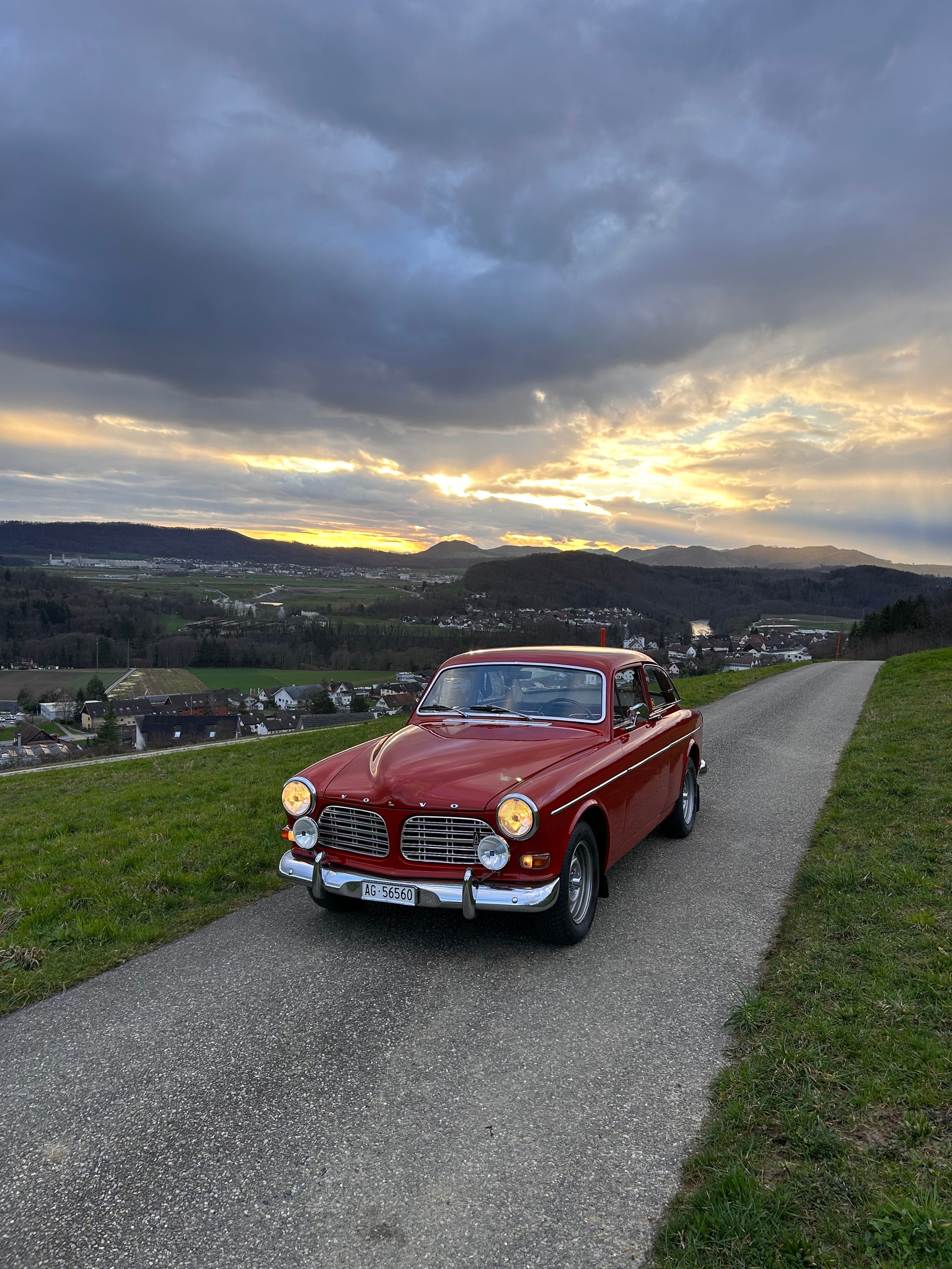 VOLVO 131