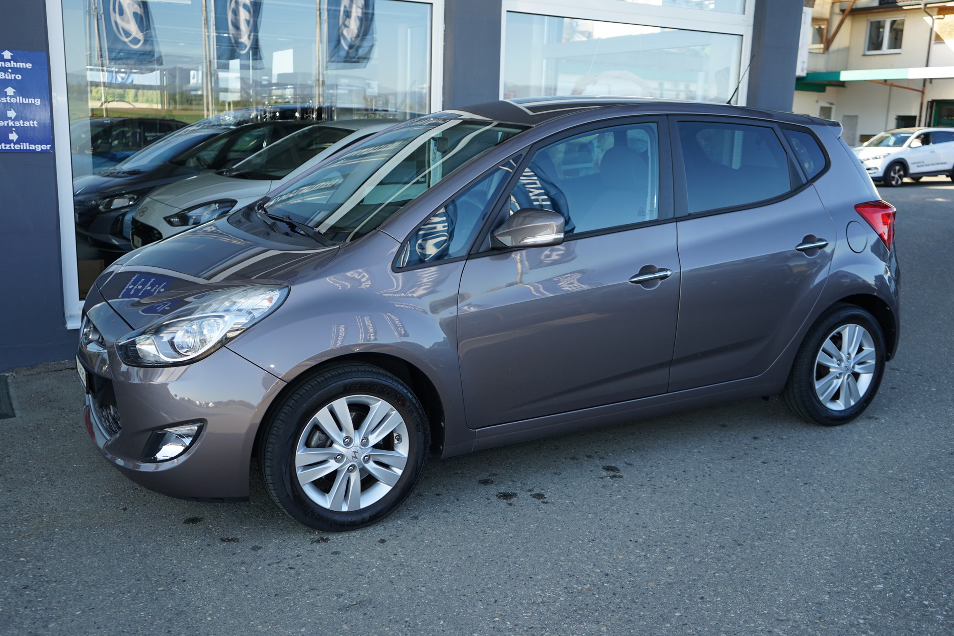 HYUNDAI iX20 1.6 Amplia Automatic