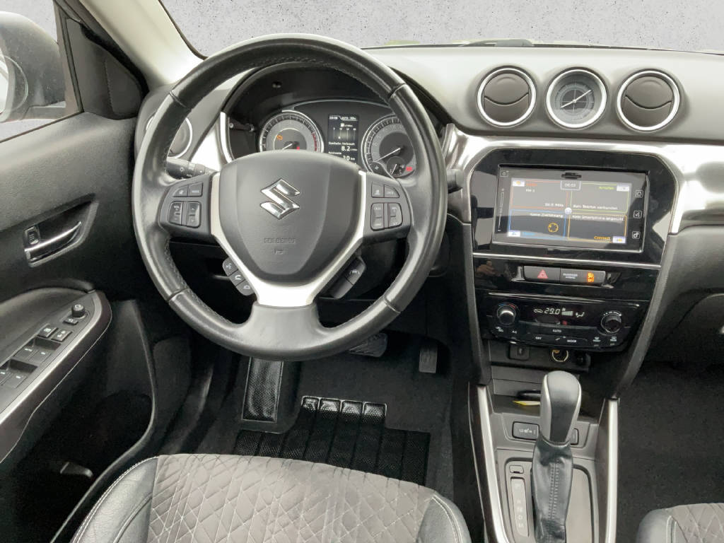 SUZUKI Vitara 1.4 T Compact Top 4x4-image-10