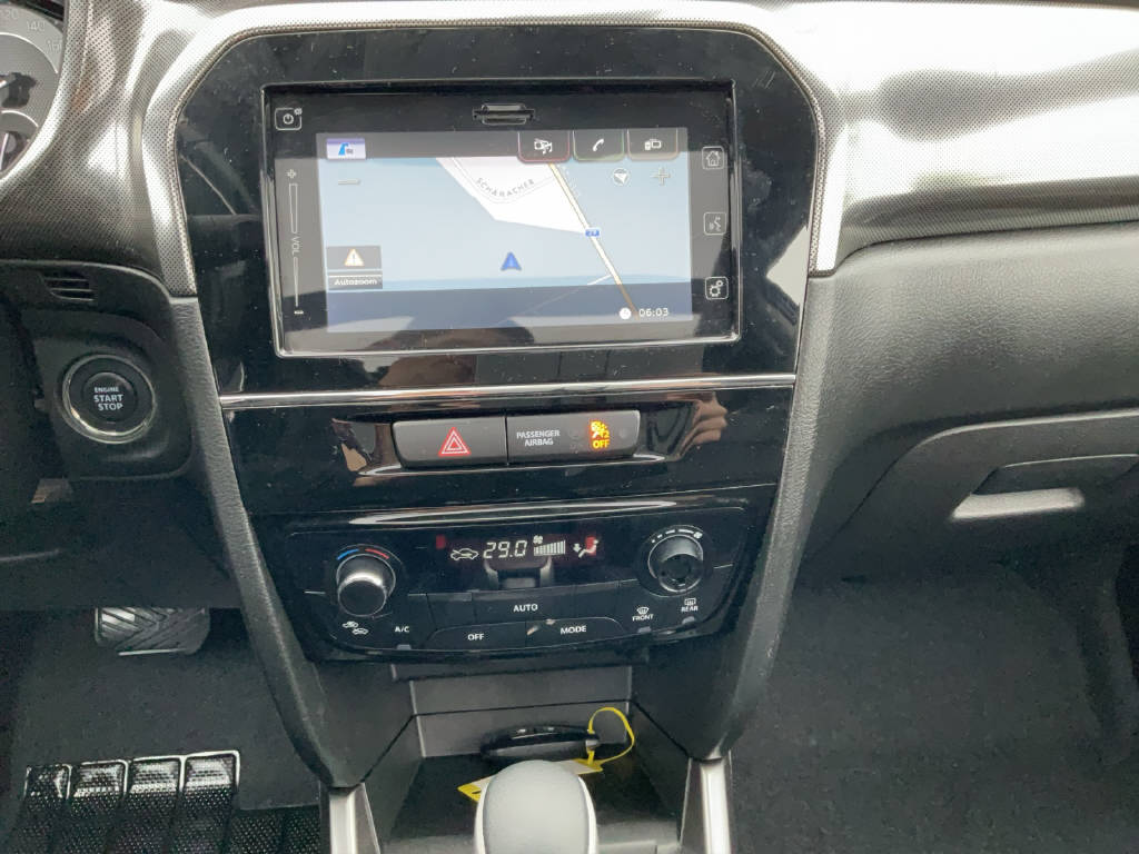 SUZUKI Vitara 1.4 T Compact Top 4x4-image-11