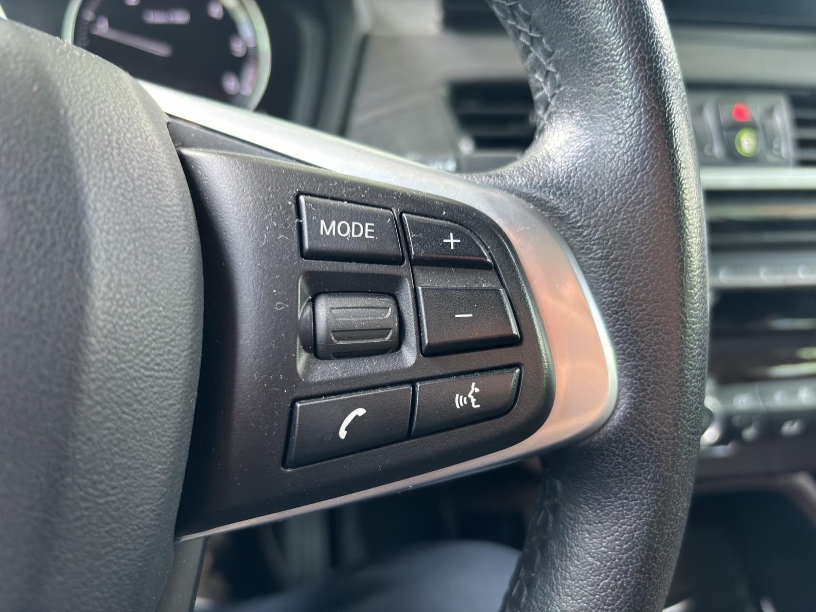 BMW X1 20d xDrive-image-16