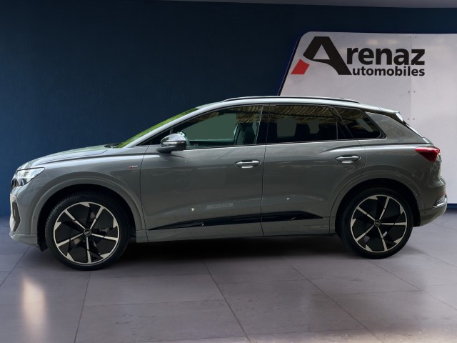 AUDI Q4 e-tron 45 Edition Swiss Ski quattro-showroom-element-1