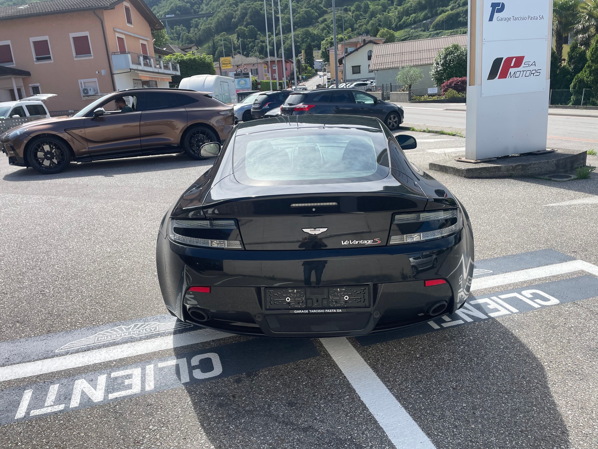 ASTON MARTIN V12 Vantage 5.9 S-image-3