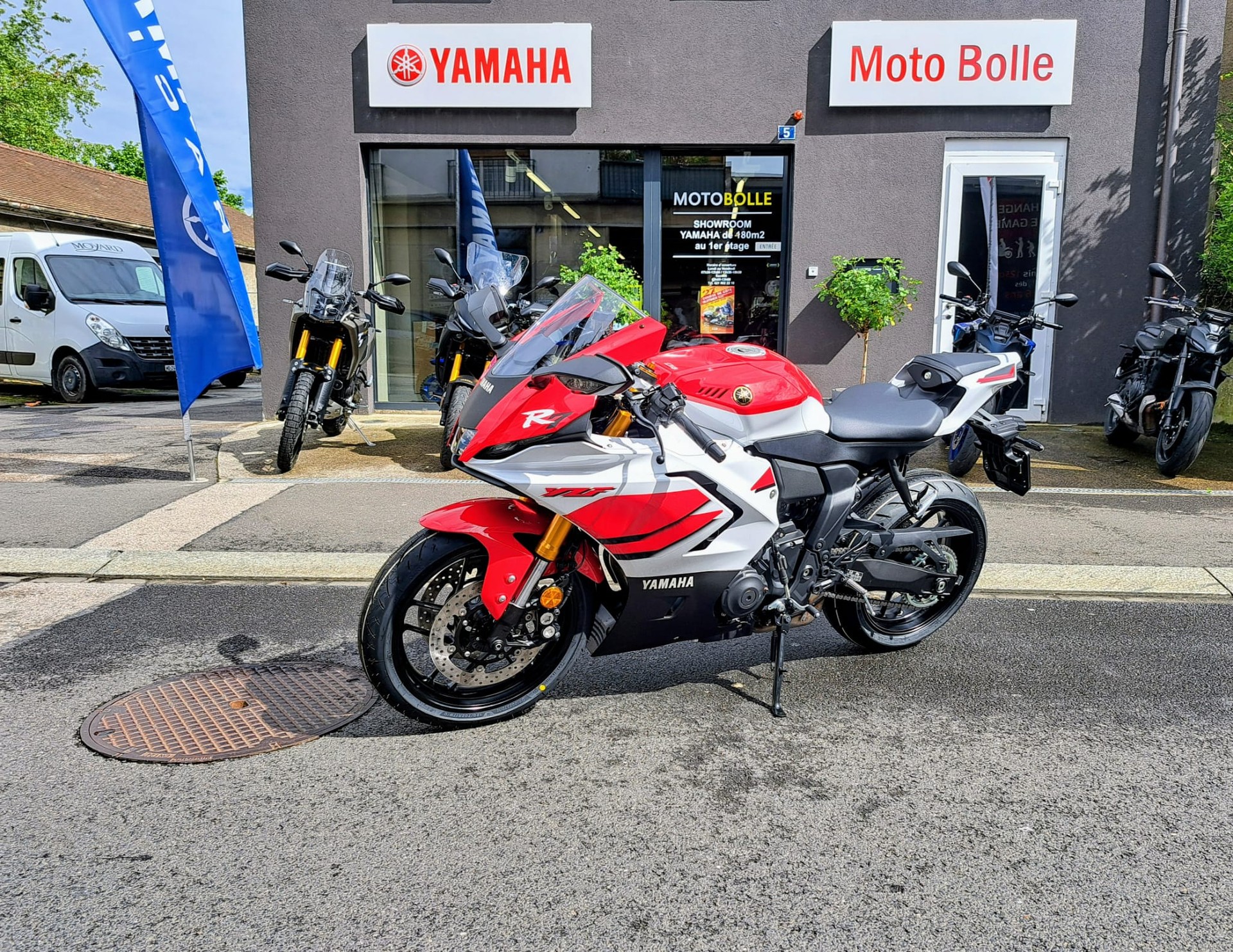 YAMAHA YZF-R7-image-2