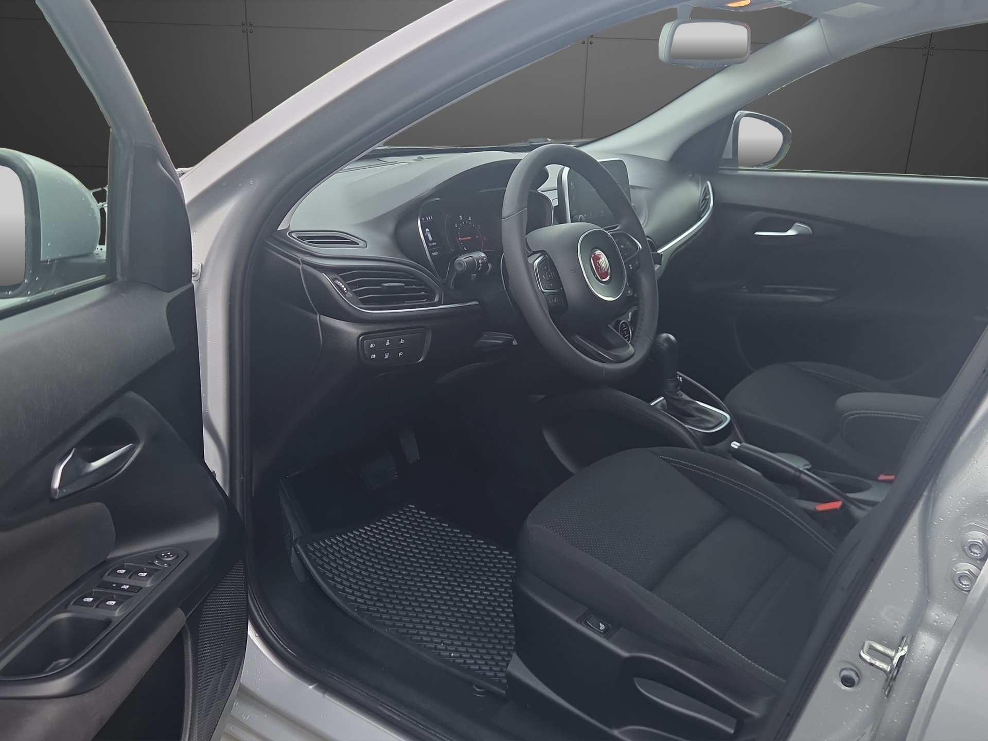 FIAT Tipo 1.6MJ Lounge DCT-6-image-5