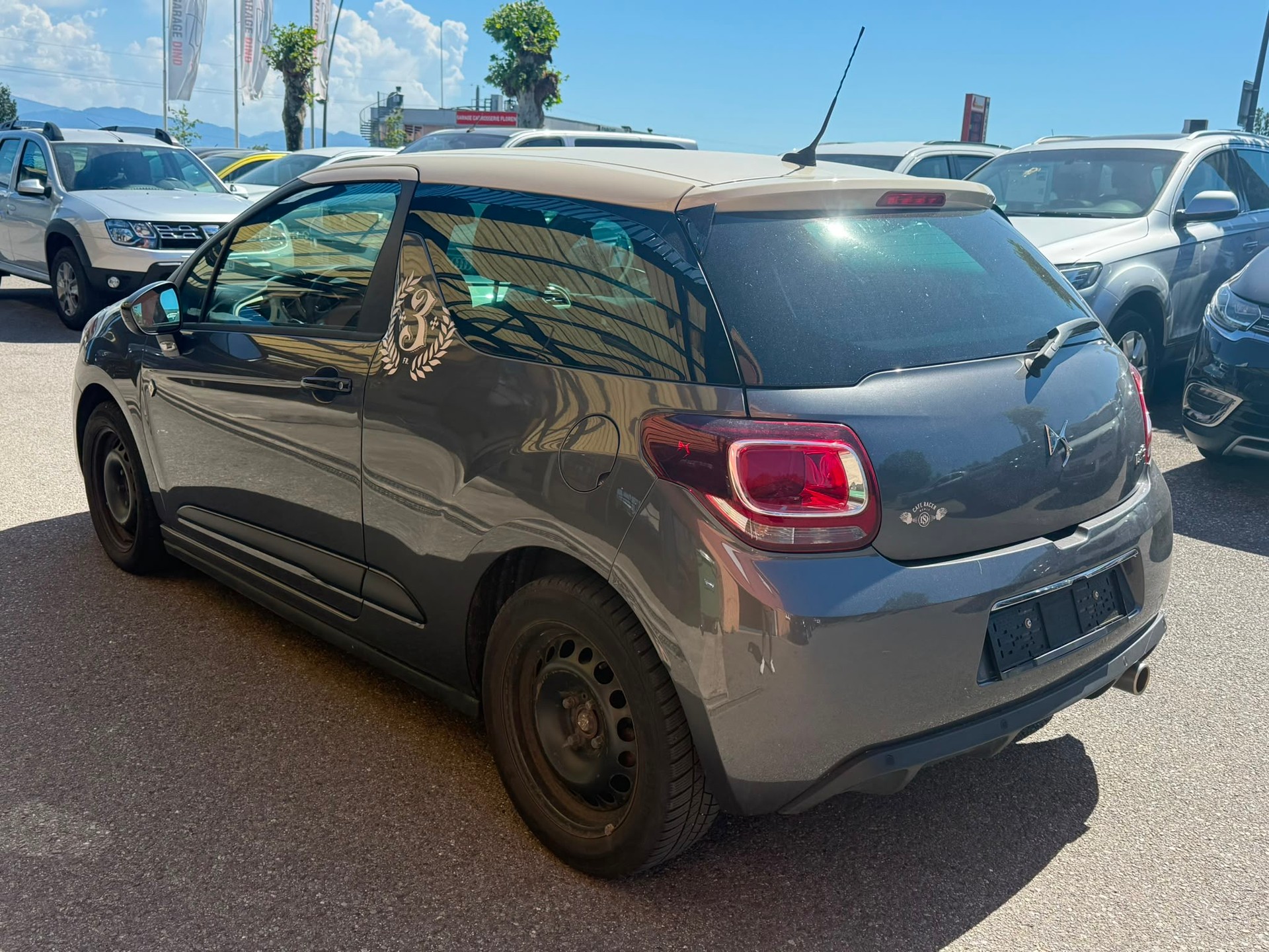 DS AUTOMOBILES DS 3 1.2 PureTech Chic EAT6-image-1