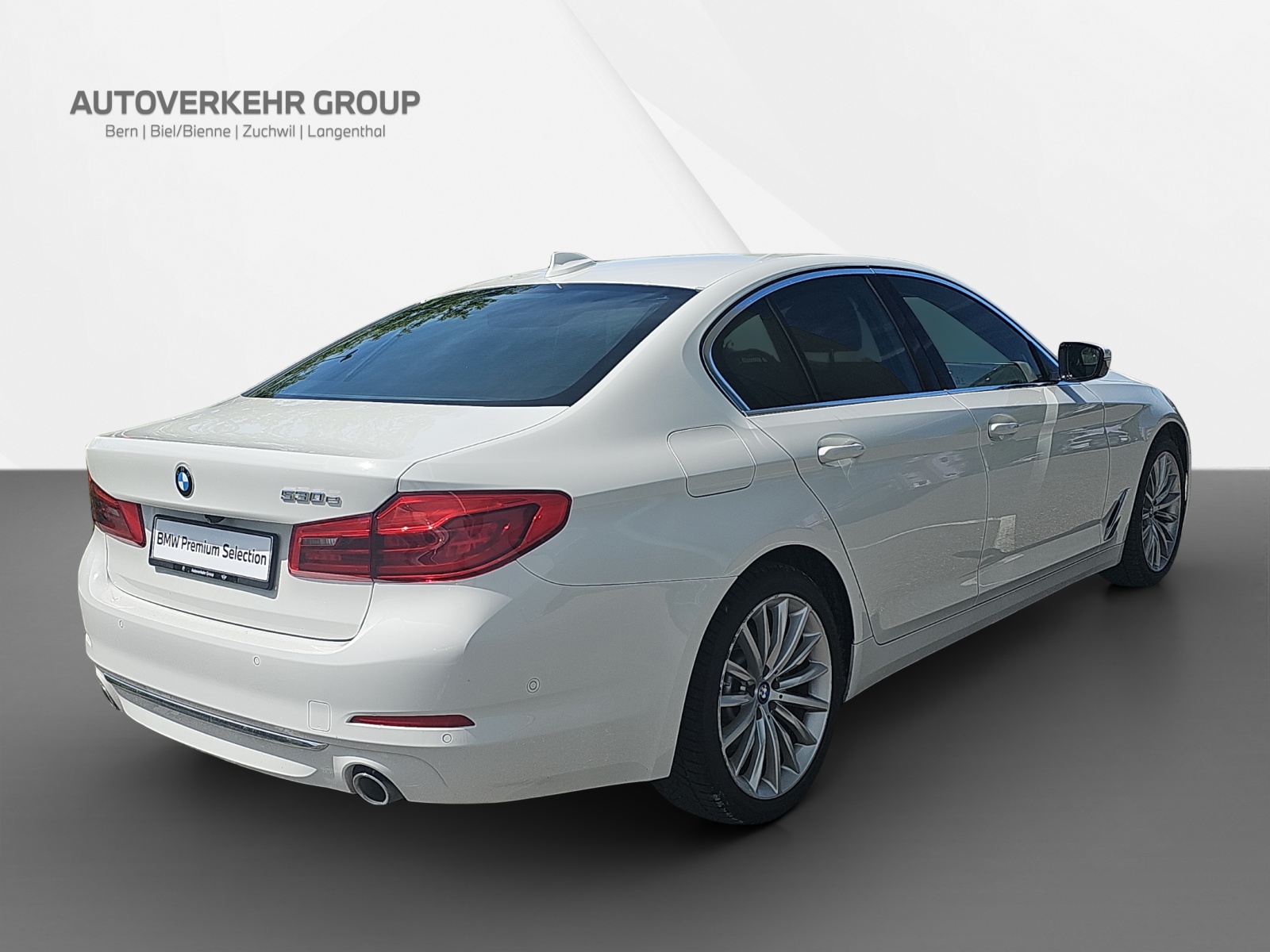 BMW 530e Luxury Line-image-6