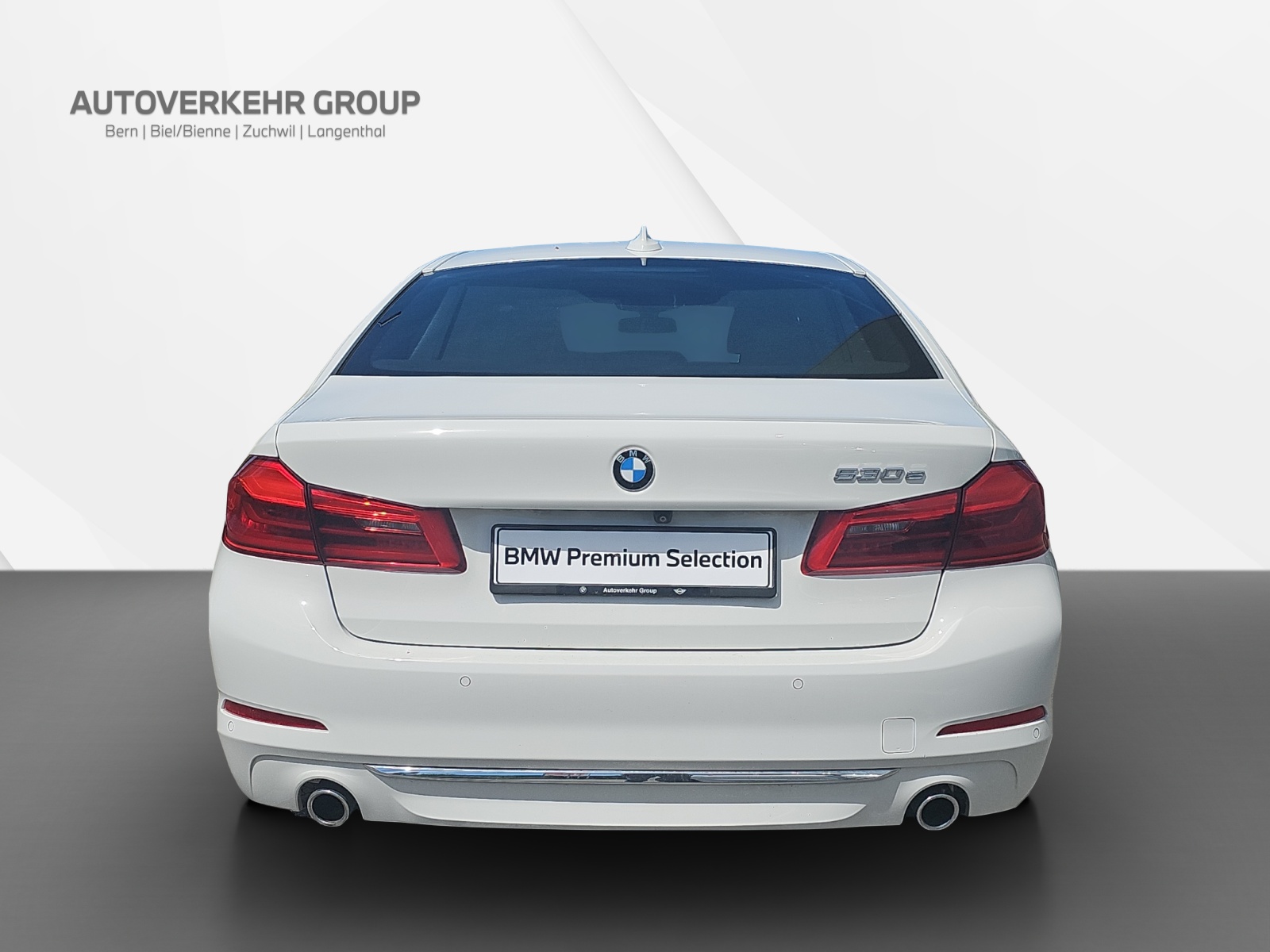 BMW 530e Luxury Line-image-5