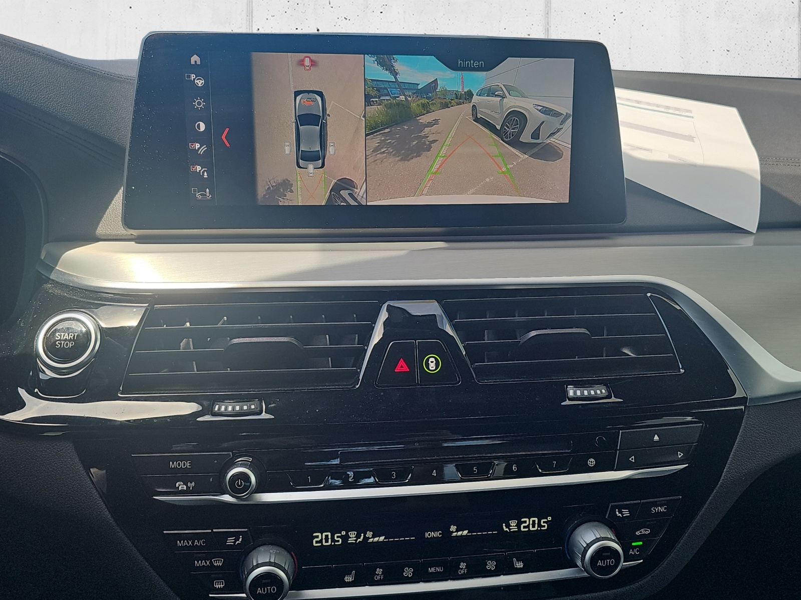 BMW 530e Luxury Line-image-12