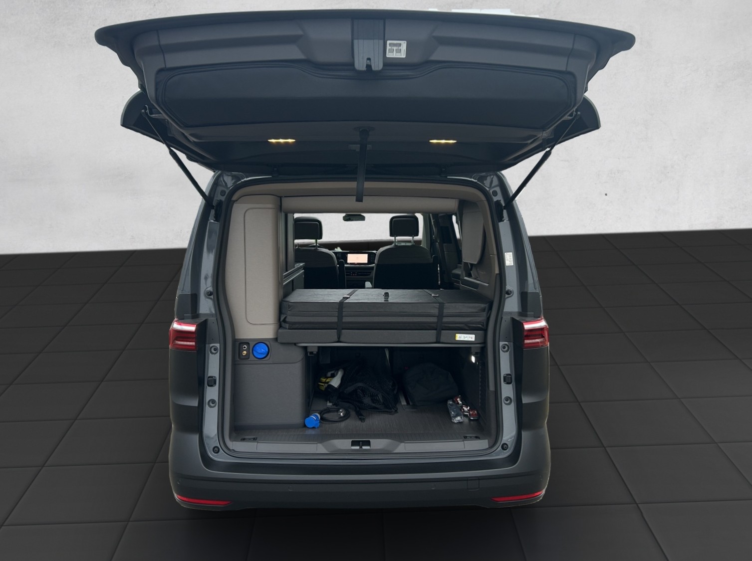 VW California eHybrid Ocean 4Motion-image-9