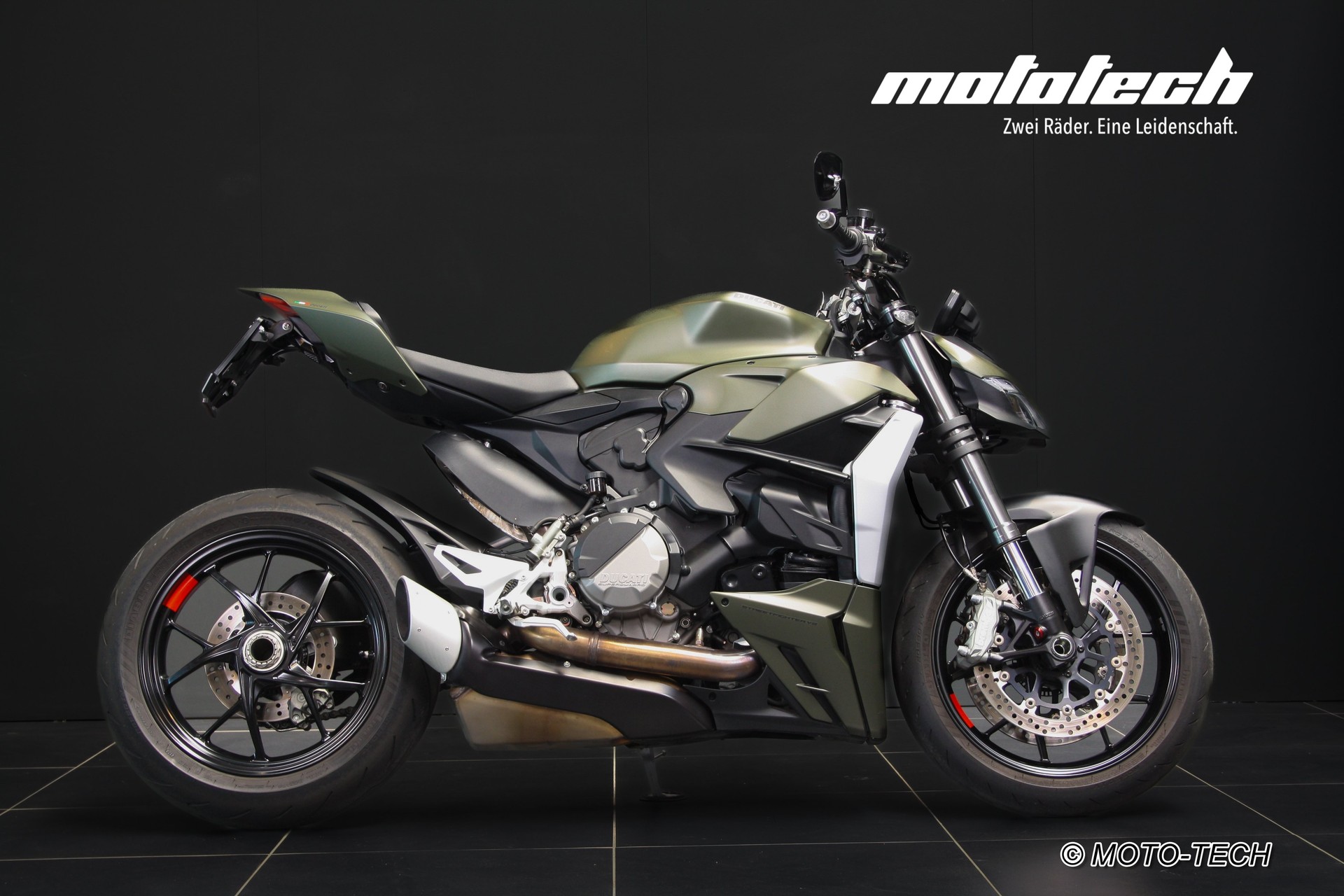 DUCATI Streetfighter V2-image-1