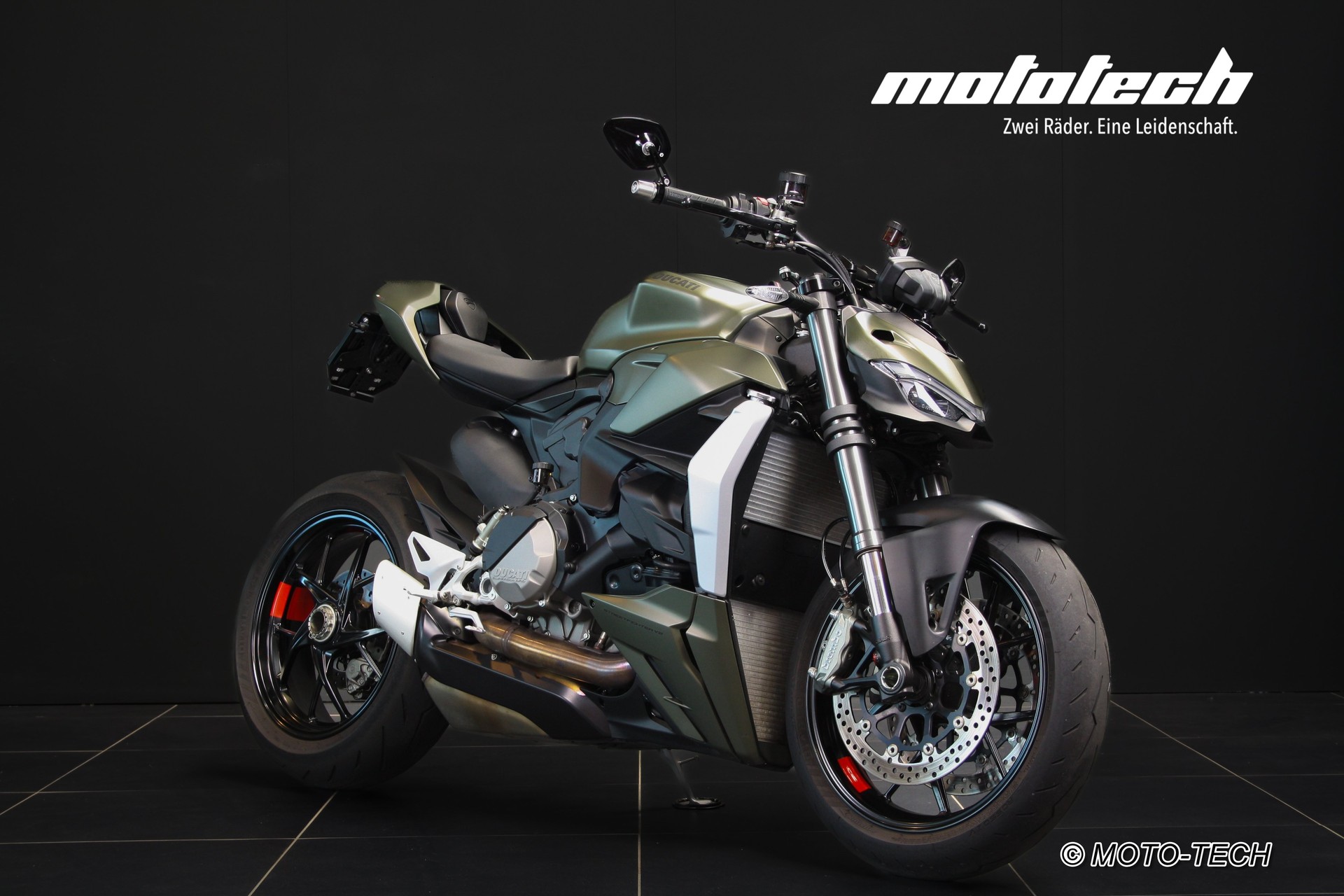 DUCATI Streetfighter V2-image-0