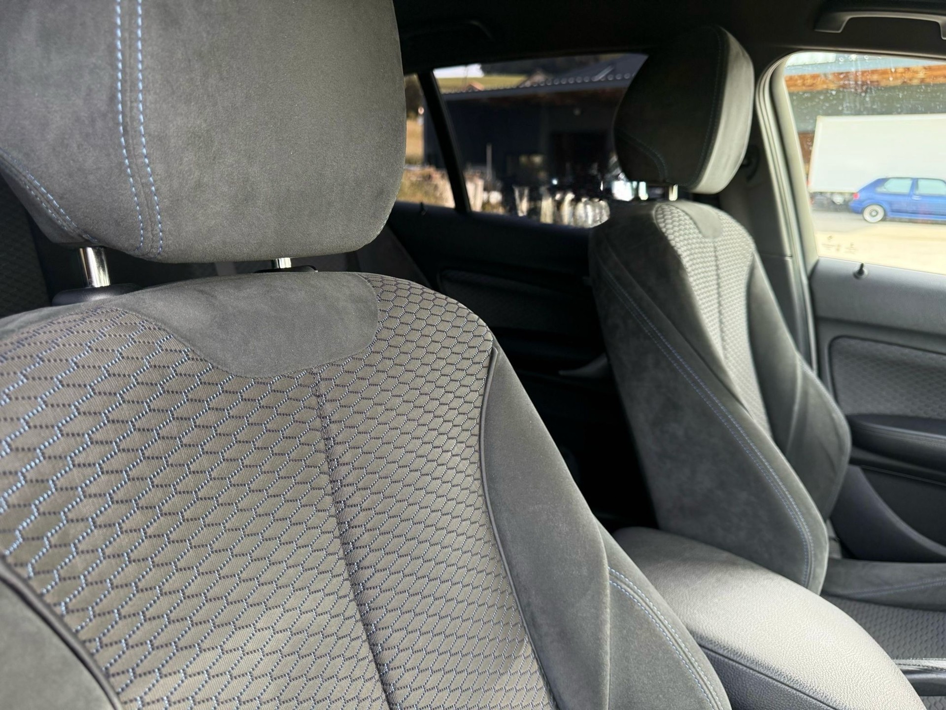 BMW 125i Sport Line-image-6