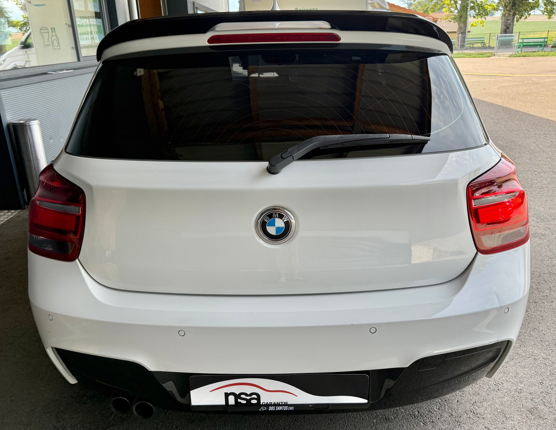 BMW 125i Sport Line-image-9